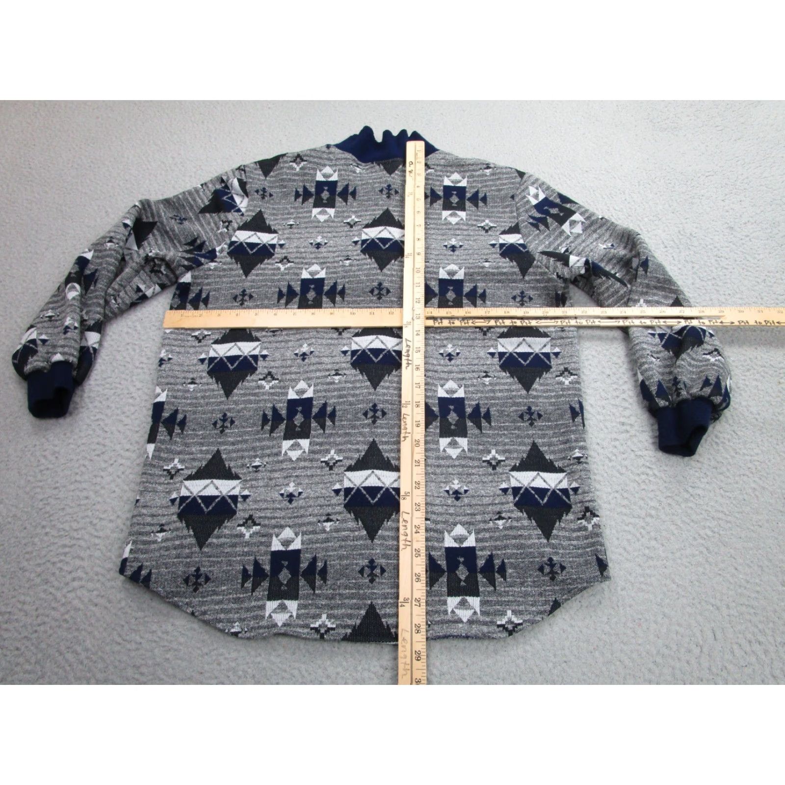 Vintage VINTAGE Cricket Lane Cardigan Sweater Womens M Gray Geometric 90s 80s Knit Crew Neck Button Missing Size M / US 6-8 / IT 42-44 - 7 Thumbnail