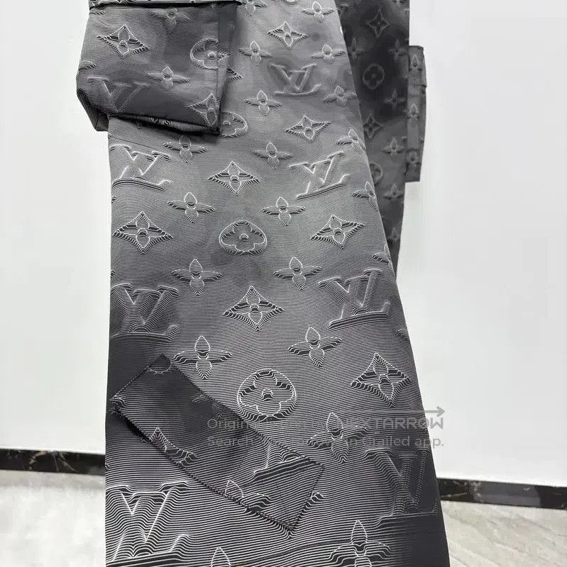 Louis Vuitton Louis Vuitton Grey Men's Casual Pants . Size US 26 / EU 42 - 3 Thumbnail