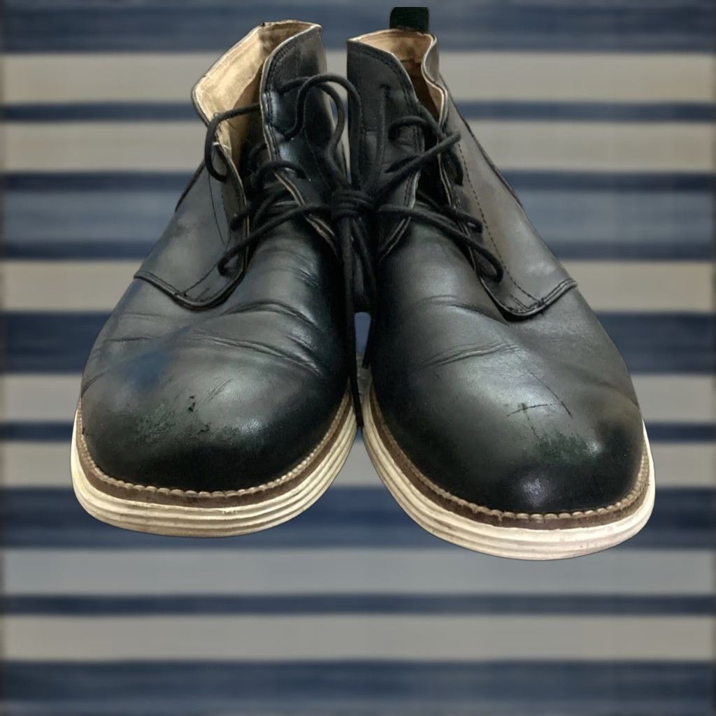 Cole Haan Men display picture 2
