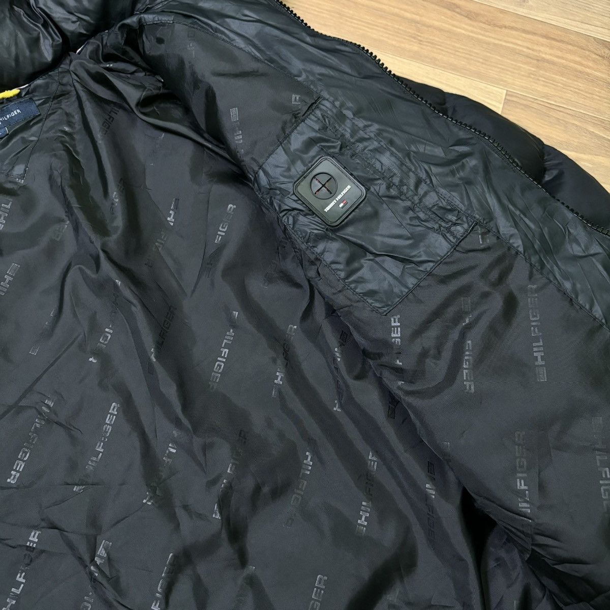 14th Addiction × If Six Was Nine × Le Grande Bleu (L.G.B.) Vintage Tommy Hilfiger fur Jacket down puffer LGB style Size US L / EU 52-54 / 3 - 15 Thumbnail