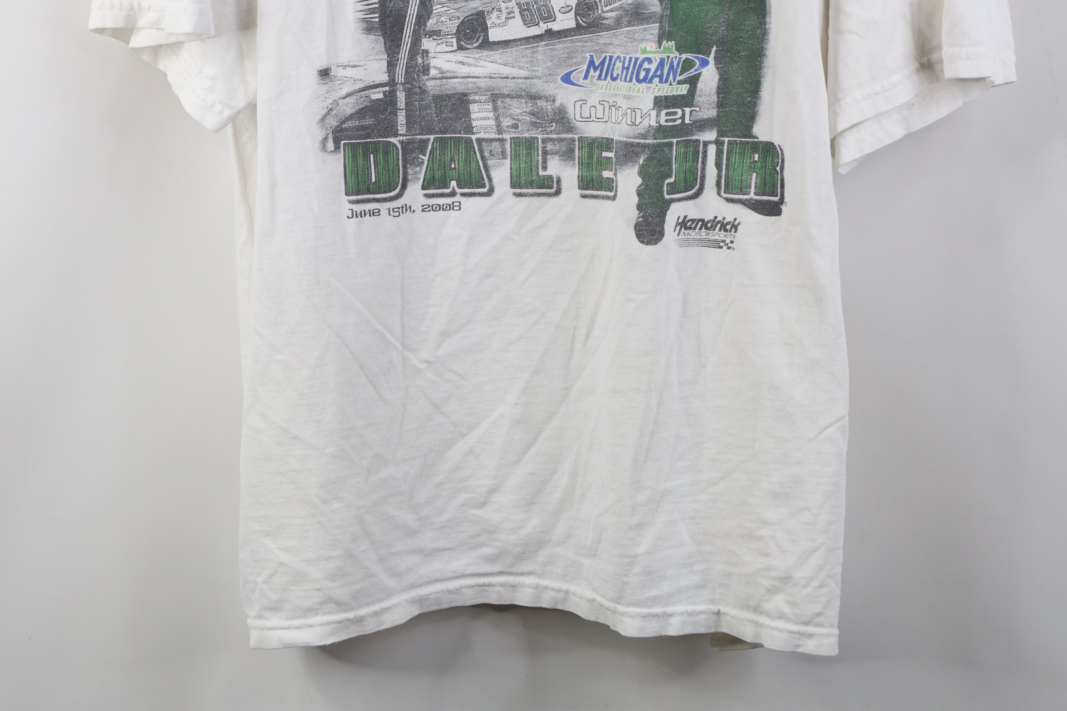 Vintage Vintage Y2K NASCAR Earnhardt Jr Amp Energy T-Shirt White Size US XXL / EU 58 / 5 - 3 Thumbnail