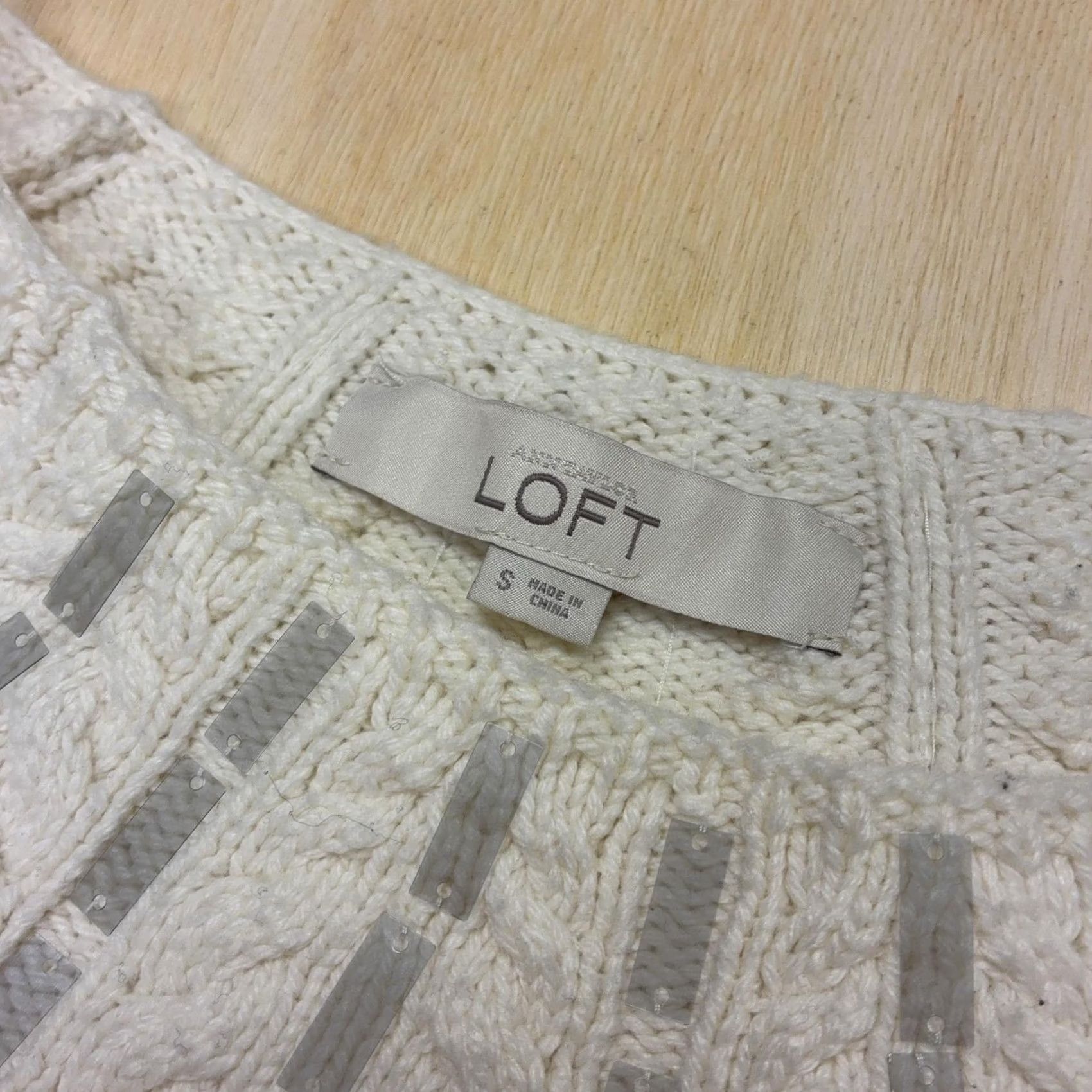 Loft LOFT Sweater Womens Small White Crew Neck Sequin Cable Knit Pullover Size S / US 4 / IT 40 - 3 Thumbnail