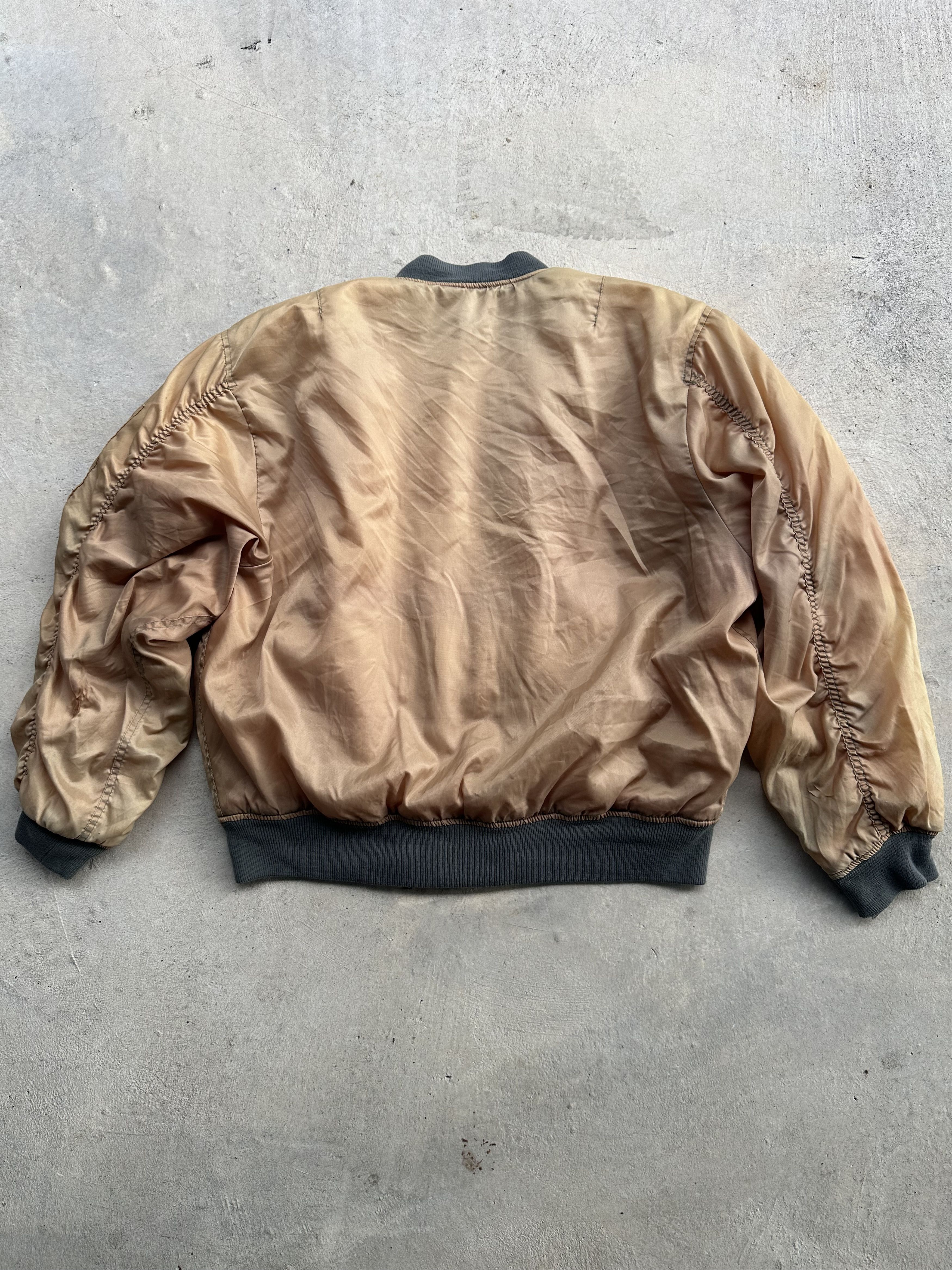 Vintage Vintage 90s MA-1 Reversible Distressed Bomber Flyer’s Jacket Size US M / EU 48-50 / 2 - 2 Thumbnail