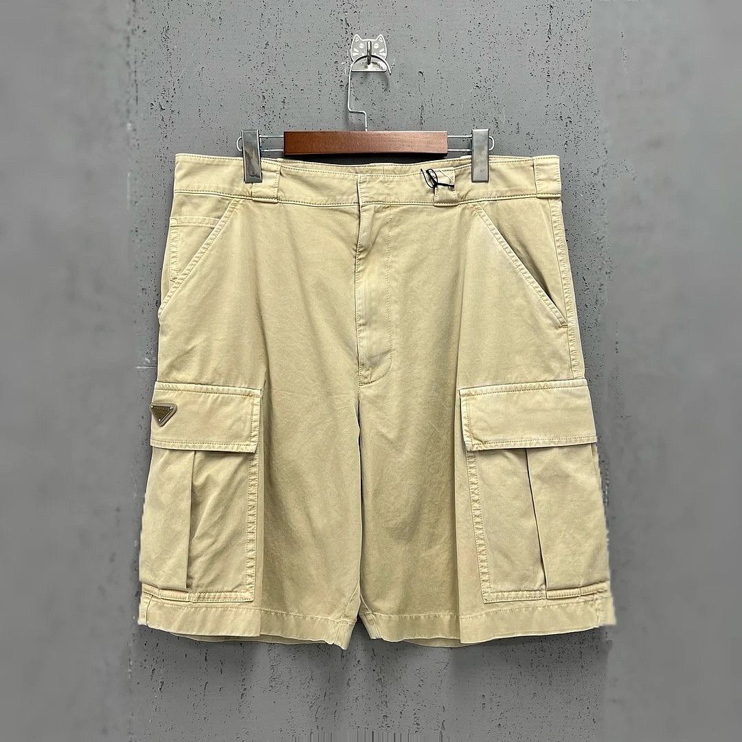 Prada Prada Triangle Logo Cargo Shorts Size L Size US 32 / EU 48 - 1 Thumbnail