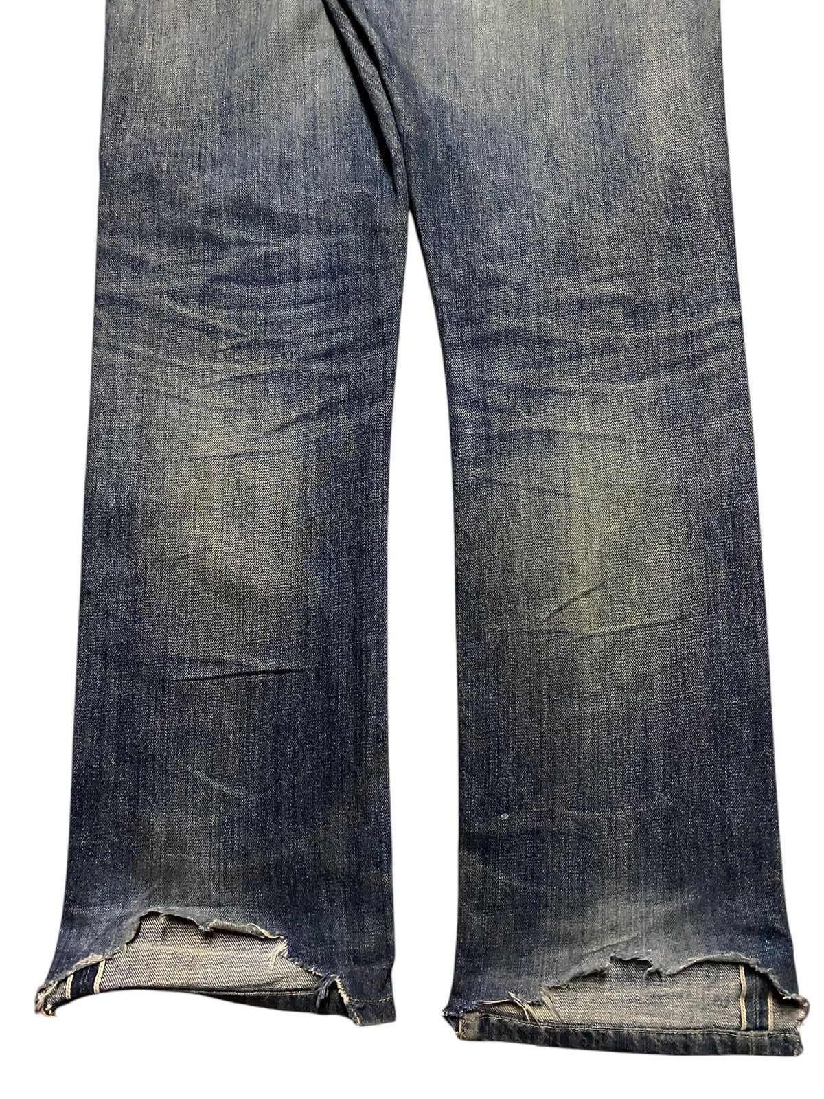 Japanese Brand Vintage Japanese Brand Uniqlo Selvedge Distressed Jeans Size US 34 / EU 50 - 6 Thumbnail