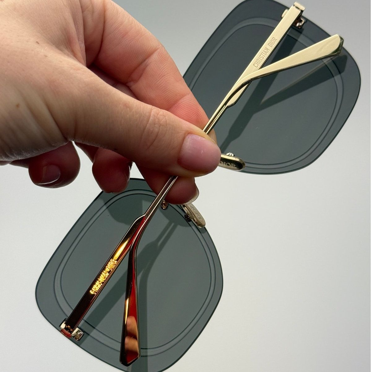 Dior NEW Dior Sunglasses ULTRADIOR SU B0A0 Gold/Smoke Women Size ONE SIZE - 10 Thumbnail