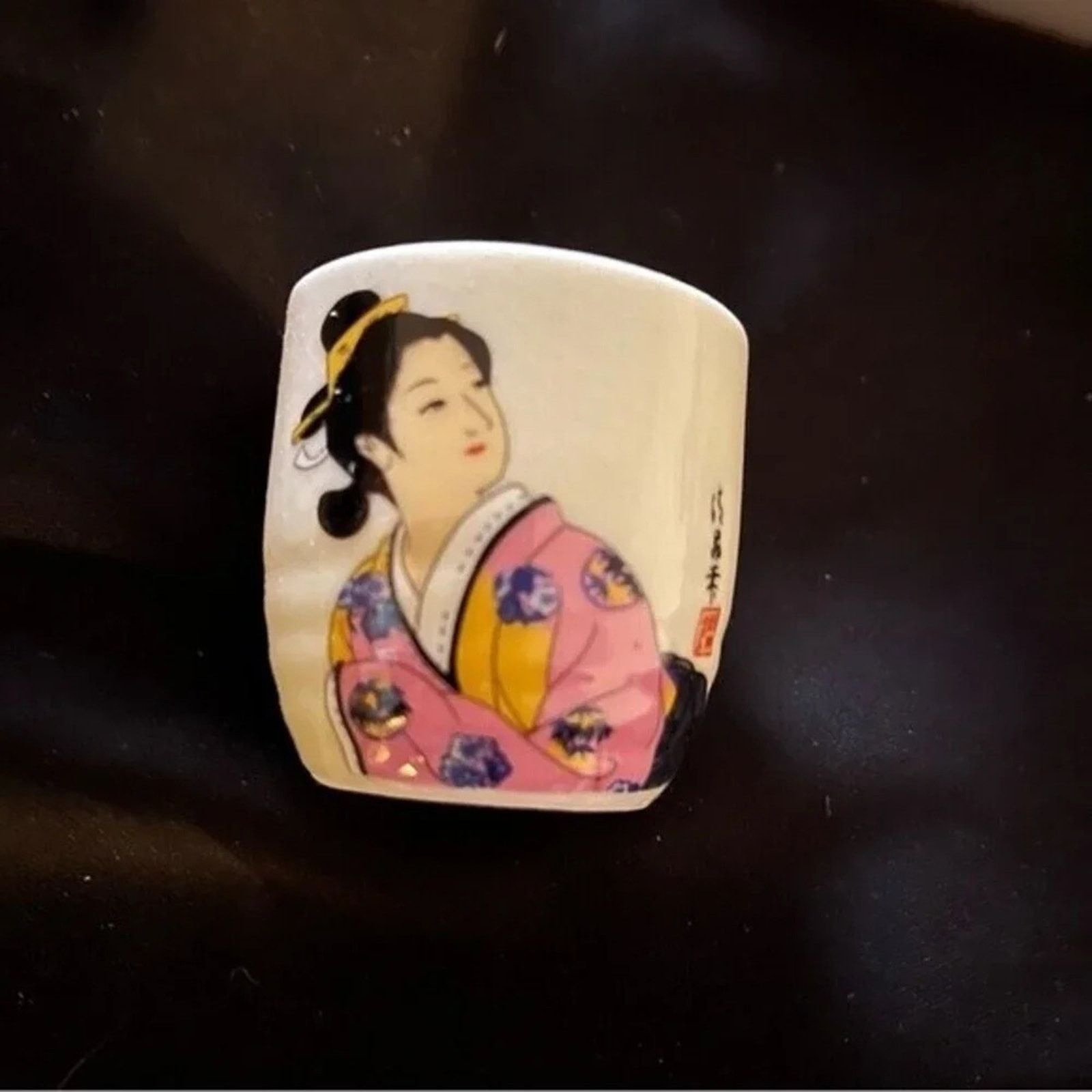 The Unbranded Brand Set of 5 vintage hand-painted geisha style sake cups the box Size ONE SIZE - 4 Thumbnail