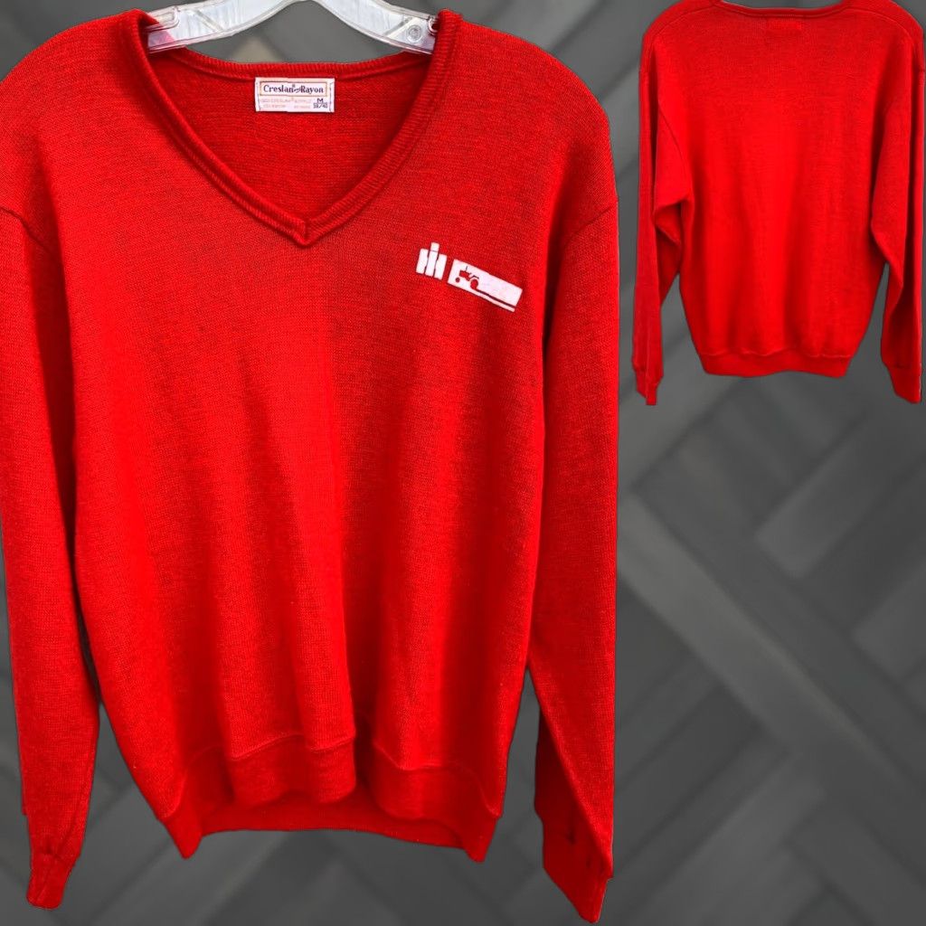 Vintage VINTAGE International Harvester V Neck Sweater Creslan And Rayon 60s 1960s M Red Rockabilly Mens Size US M / EU 48-50 / 2 - 1 Thumbnail