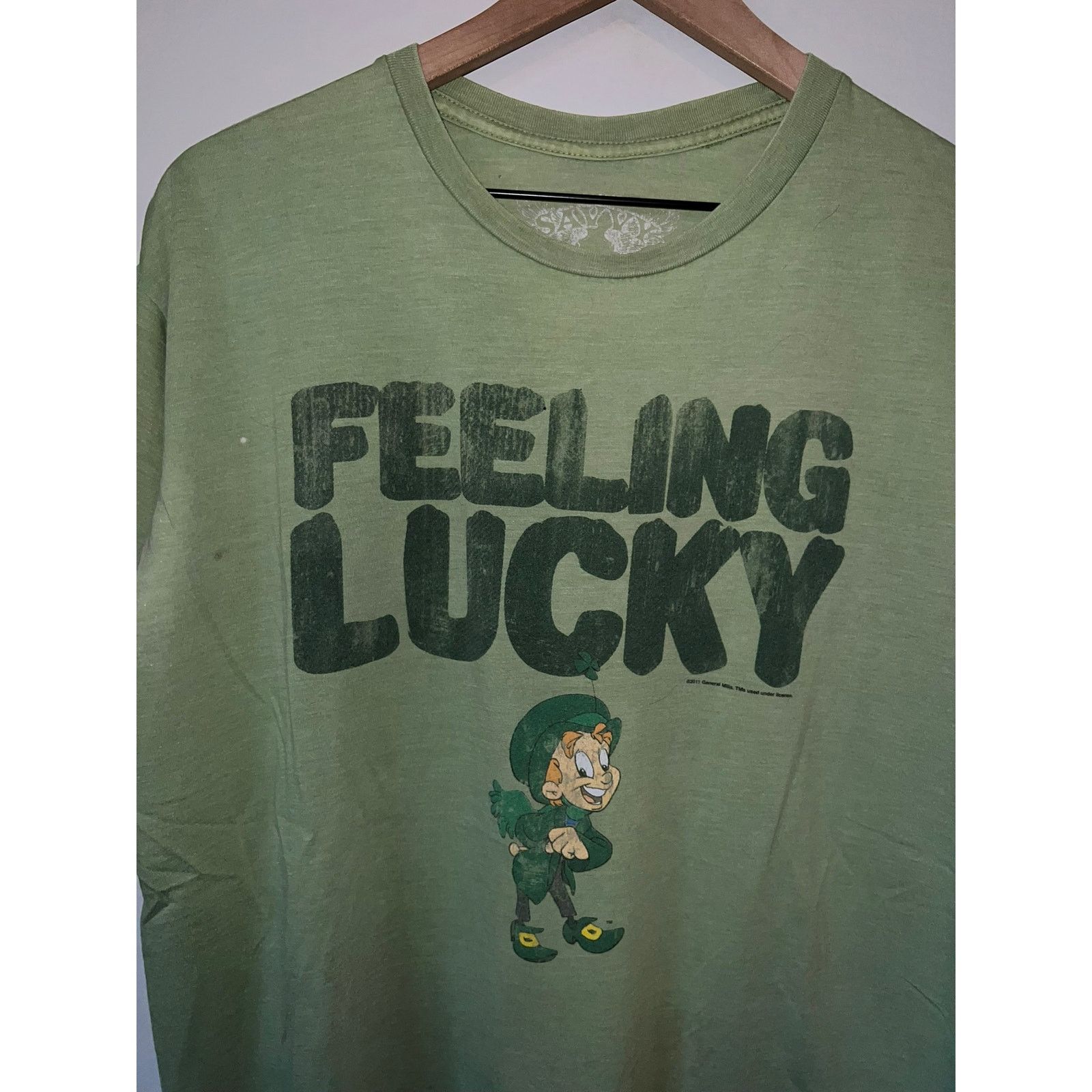 Vintage General Mills Lucky Charms Shirt Feeling Tee Ceral 2011 XL Size US XL / EU 56 / 4 - 6 Thumbnail