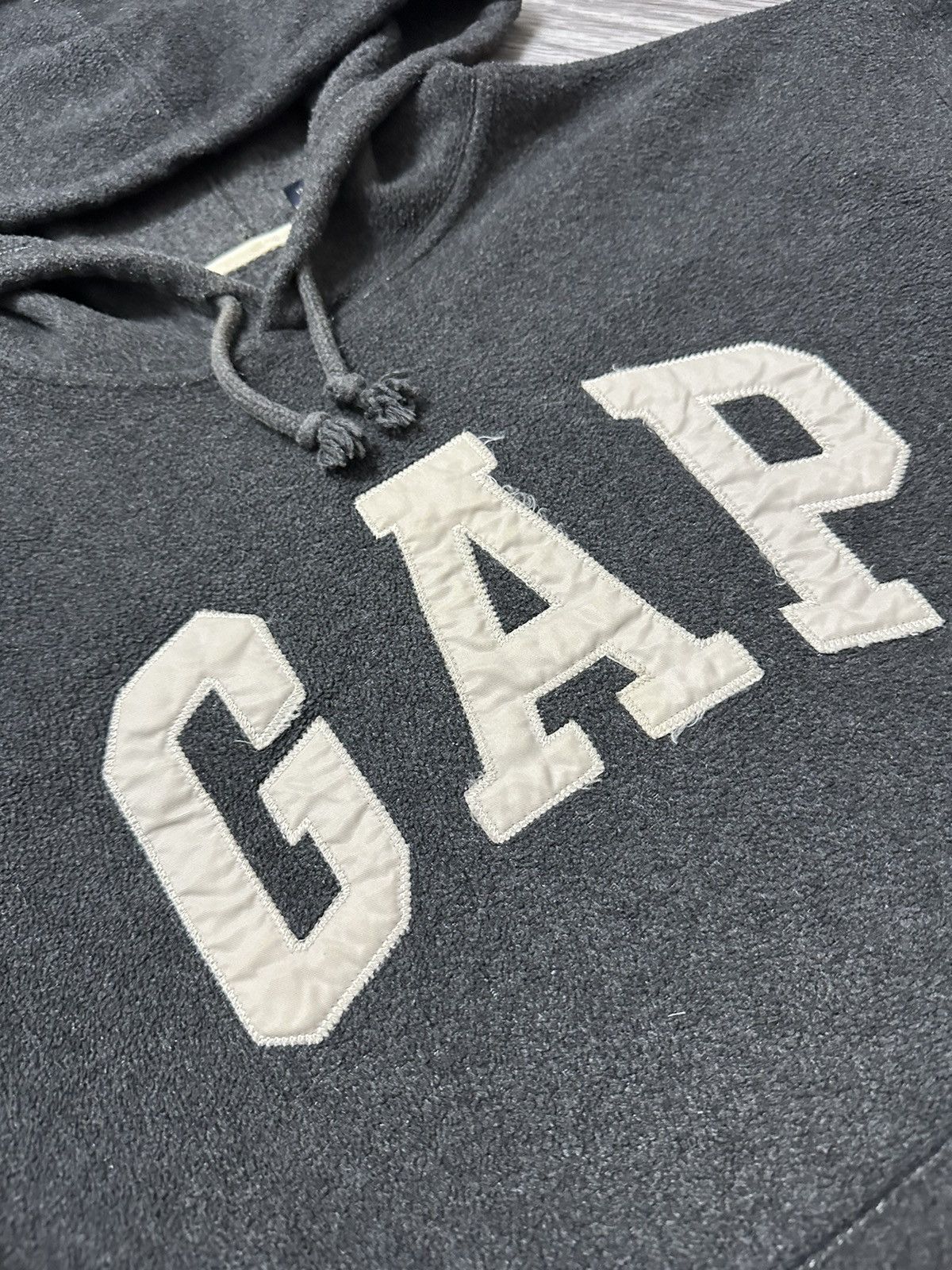 Gap HOODIE Gap Fleece Vintage Oversized Very Rare Big Logo Y2k Size US S / EU 44-46 / 1 - 4 Thumbnail
