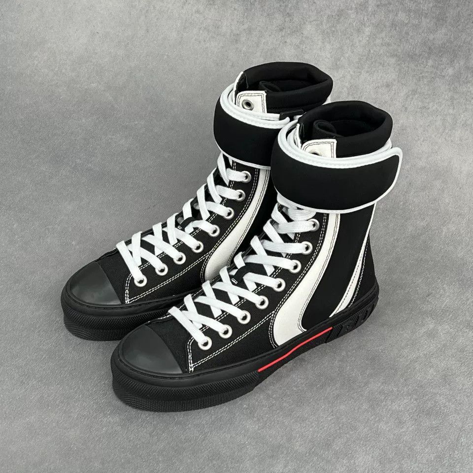 Burberry Burberry Casual Hitop Sneakers 7.5 Men Size US 7.5 / EU 40-41 - 1 Thumbnail