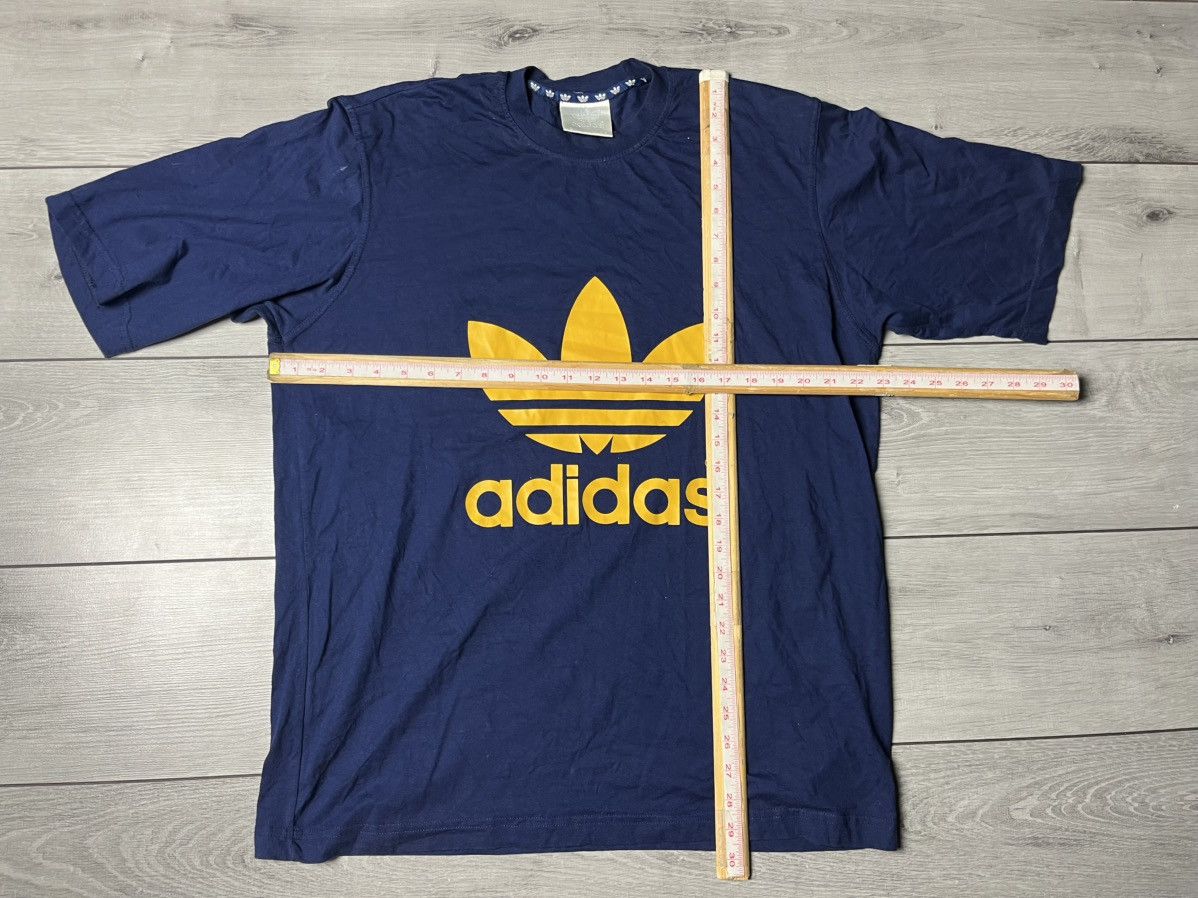 Adidas Vintage Adidas Trefoil Logo size Large Size US L / EU 52-54 / 3 - 6 Thumbnail