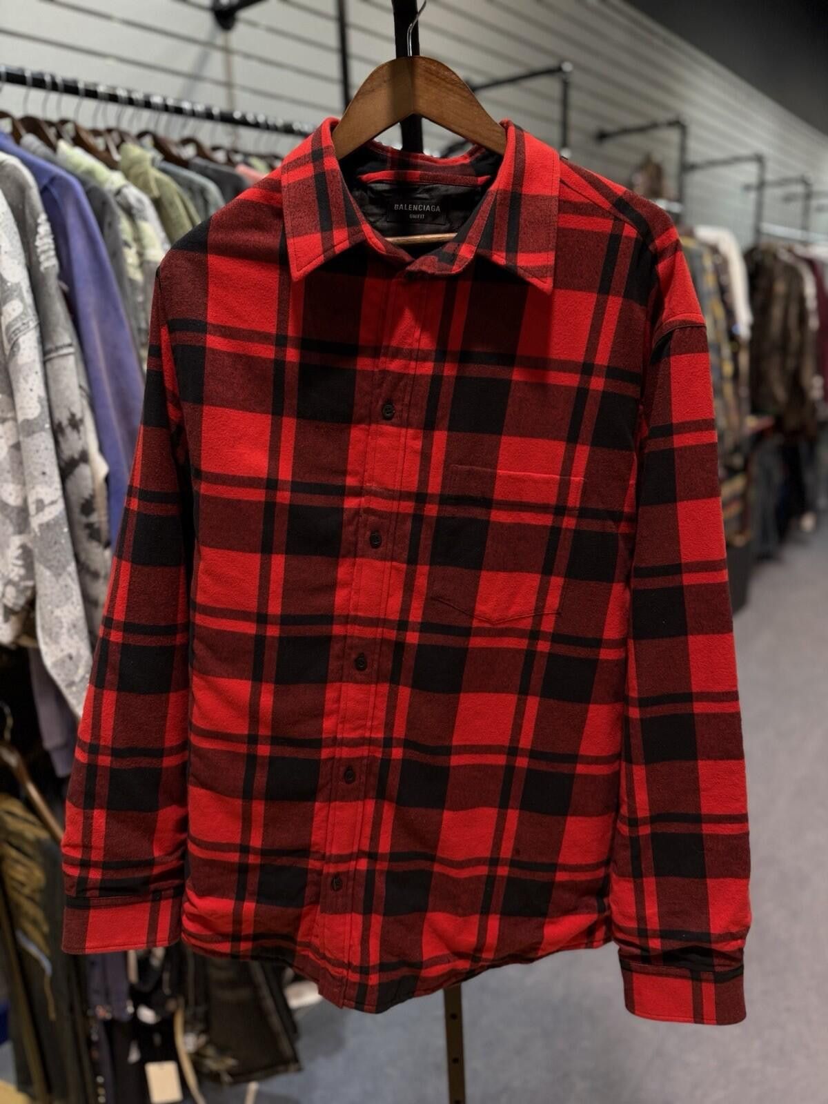 Balenciaga Balenciaga Red Plaid Shirt Jacket Red Black White (M) $1400 Size US M / EU 48-50 / 2 - 3 Thumbnail