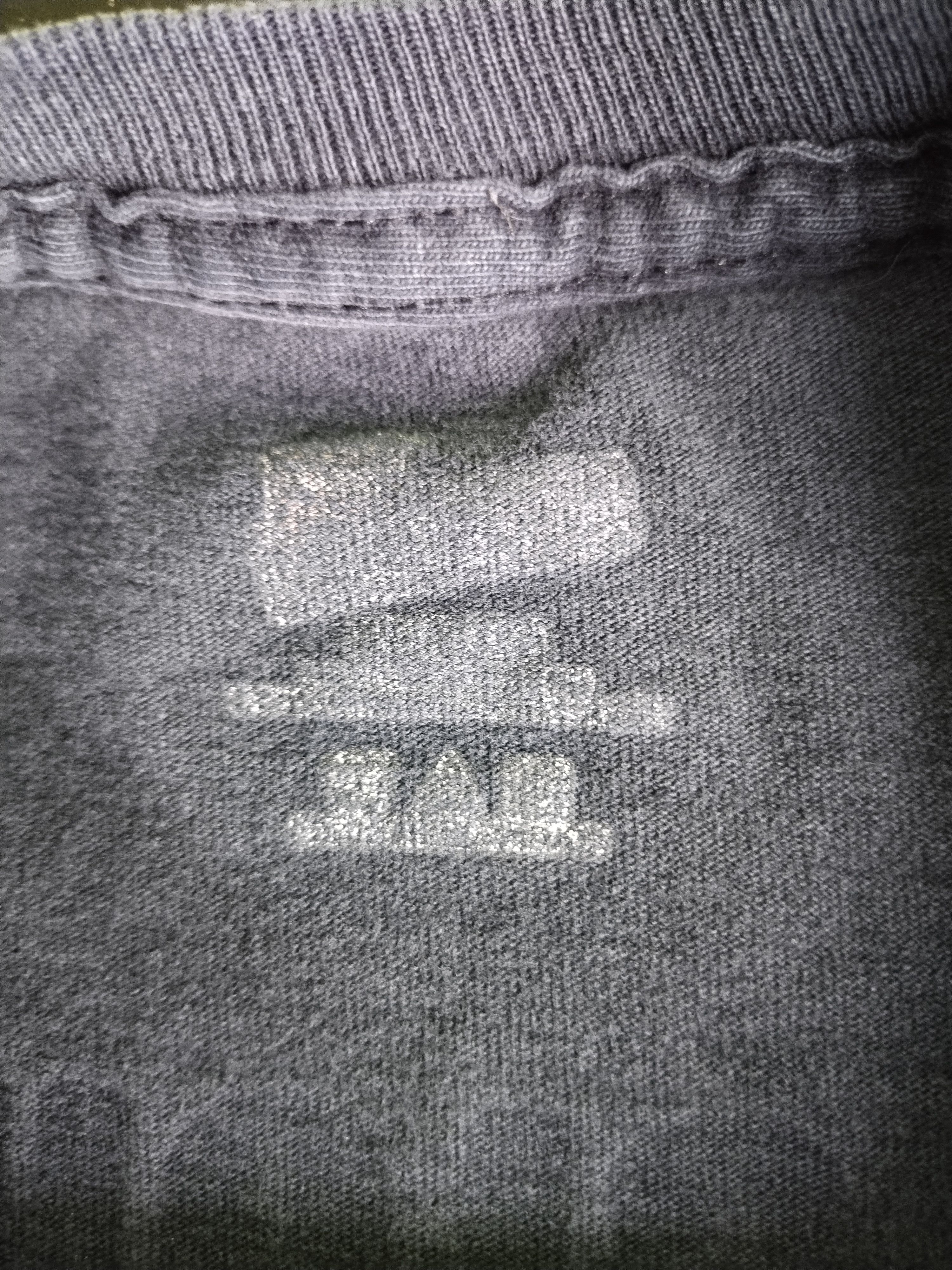 Vintage Vintage Boys Swim and Dive Faded Black Tee Size US S / EU 44-46 / 1 - 10 Thumbnail