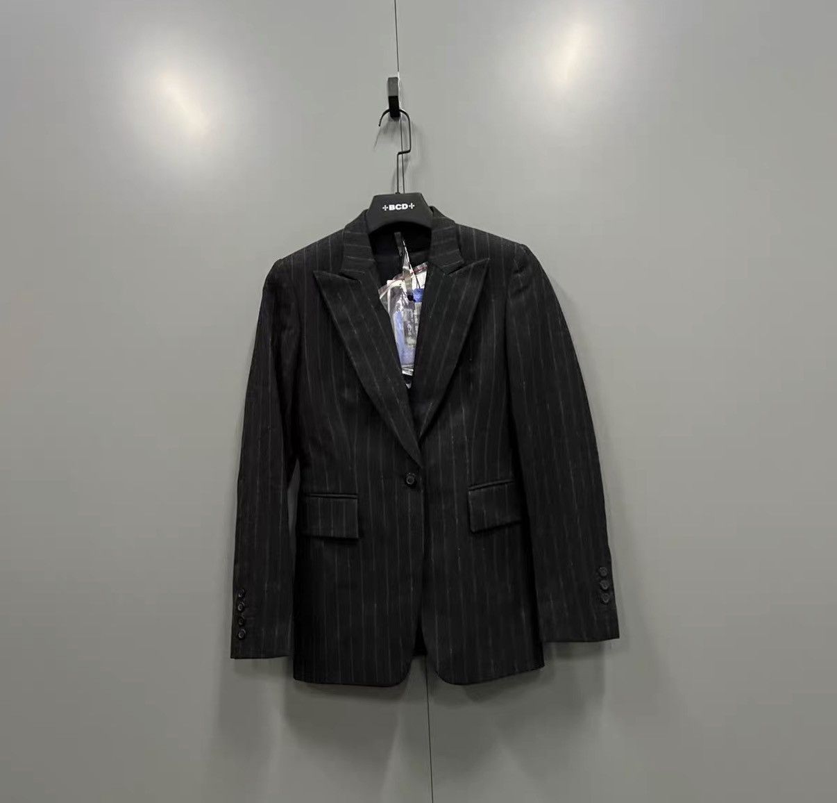 Gucci GUCCI Striped Wool Blazer J41 Size XS / US 0-2 / IT 36-38 - 1 Thumbnail