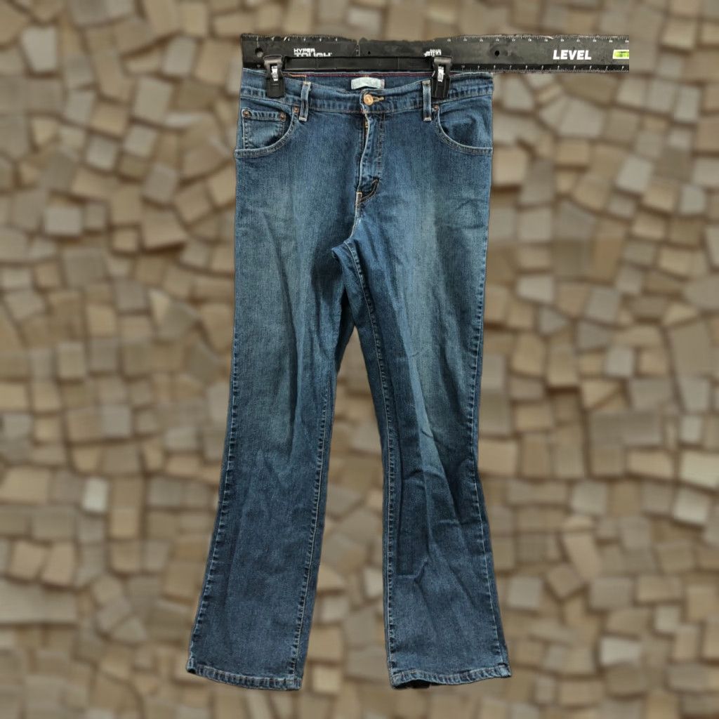 Levi's Levi's 550 Relaxed Jeans Size 10 Womens Blue Denim Straight 32 Inseam Vintage 90s Cowboy Hip Hop Style Women’s Pants Size 32" / US 10 / IT 46 - 1 Thumbnail