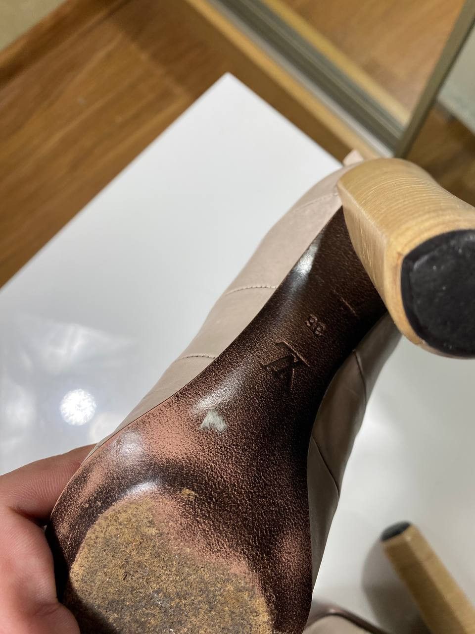 Louis Vuitton Louis Vuitton Suede Ankle Leather Boots Size US 4 / IT 34 - 2 Thumbnail