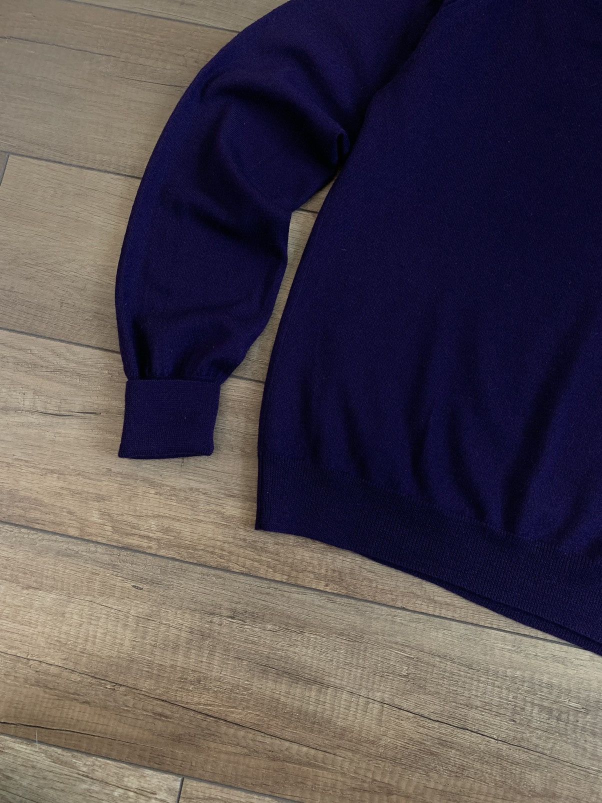 Burberry Burberry Brit Purple V Neck Wool Sweater Pullover Size US L / EU 52-54 / 3 - 3 Thumbnail
