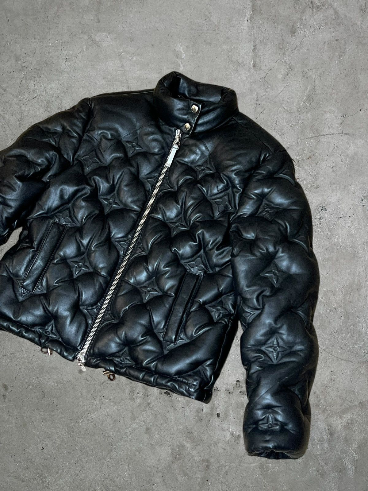 Louis Vuitton Louis Vuitton Embossed Monogram Leather Jacket Size US S / EU 44-46 / 1 - 5 Thumbnail