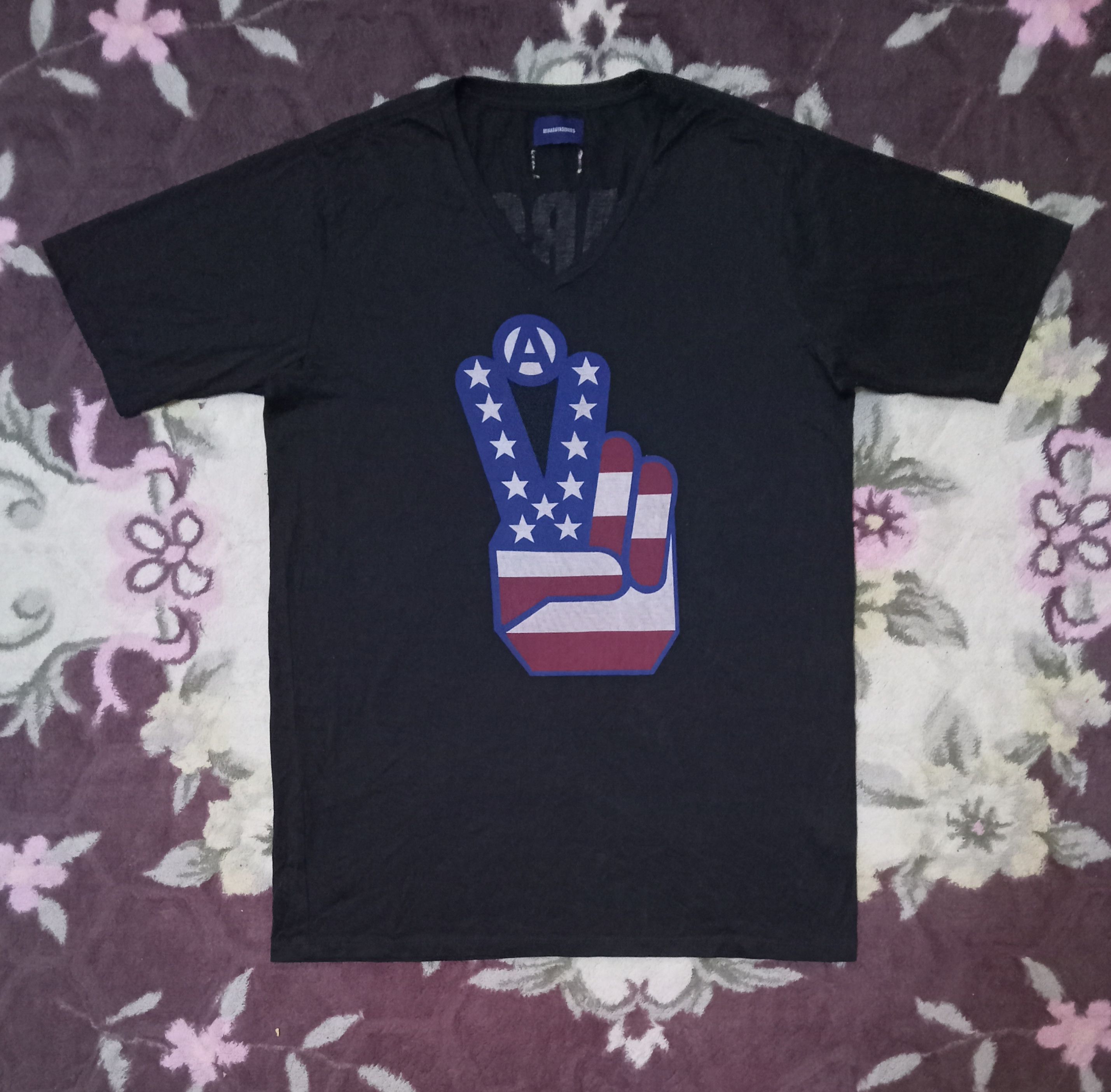Maison MIHARA YASUHIRO Mihara Yasuhiro Anarchy And Peace Rare T Shirt Size US S / EU 44-46 / 1 - 1 Thumbnail