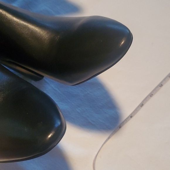Coach Coach Evelyn Tall Zippered Black Leather ~4" Heeled Sz. 9.5 Size US 9.5 / IT 39.5 - 13 Thumbnail
