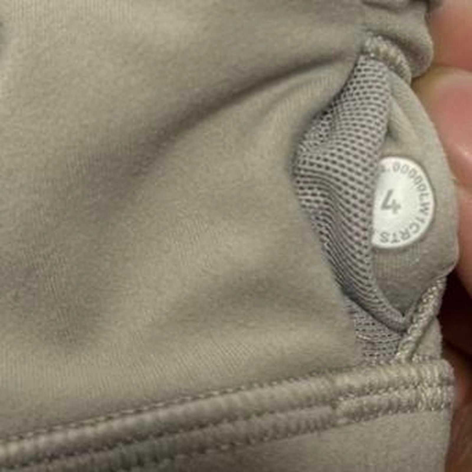 Lululemon Lululemon White Align Top Size 4 Size S / US 4 / IT 40 - 6 Thumbnail