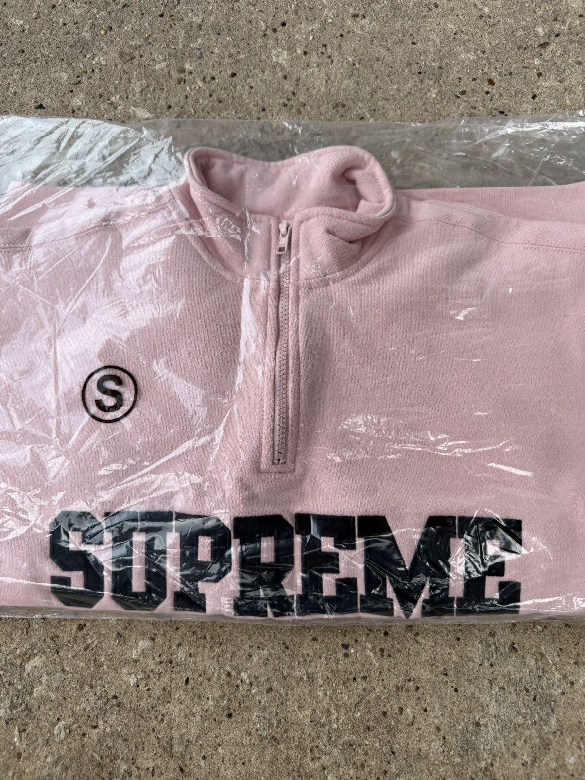 Supreme Supreme SS26 Shop Flag Half Zip Pullover Size Small S Size US S / EU 44-46 / 1 - 3 Thumbnail