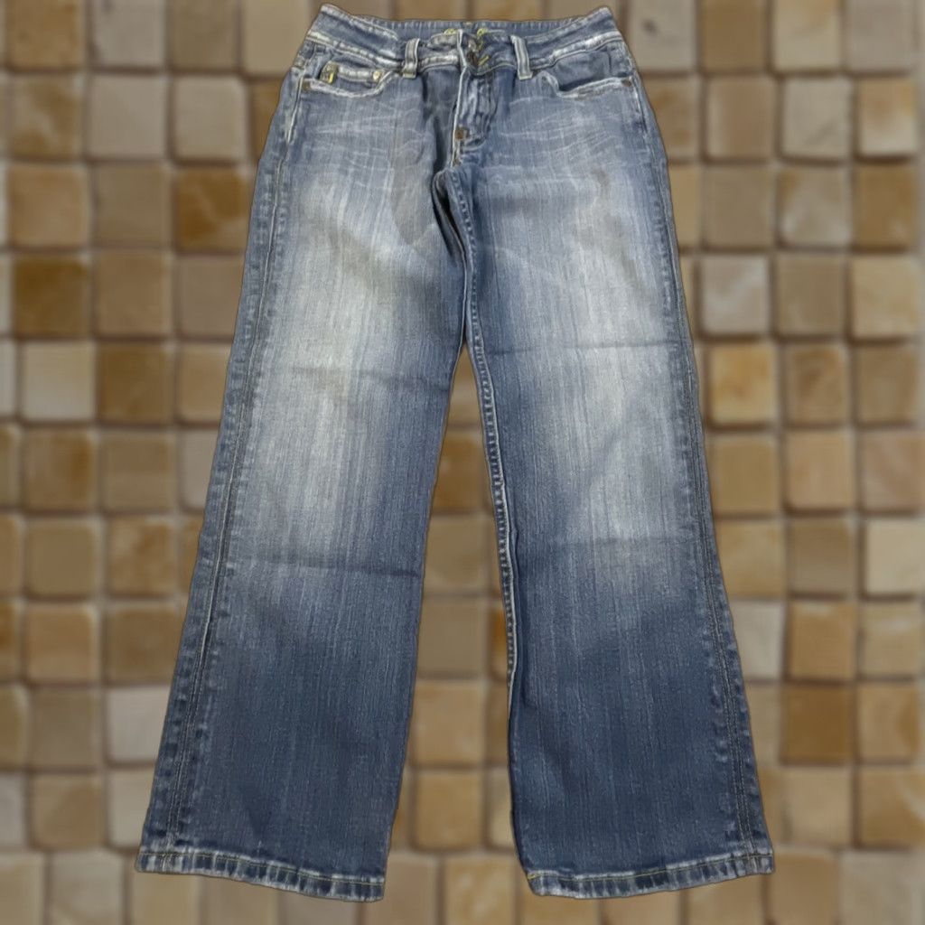 Miss Me VINTAGE Miss Me Women's Jeans Lucy Bootcut Low Rise Distressed Blue Size 28 Casual Western Size 28" / US 6 / IT 42 - 1 Thumbnail