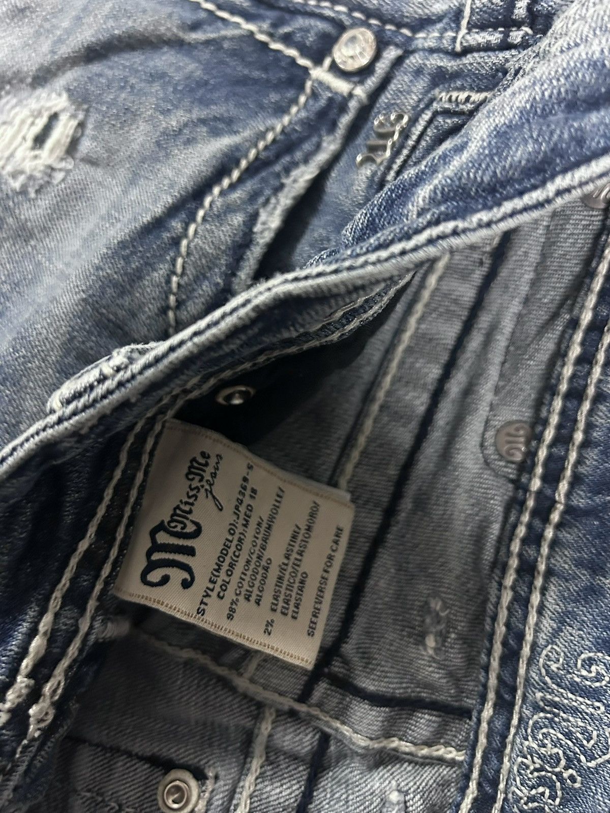 Miss Me Miss Me flared bootcut white stitching denim vintage y2k Size 26" / US 2 / IT 38 - 11 Thumbnail