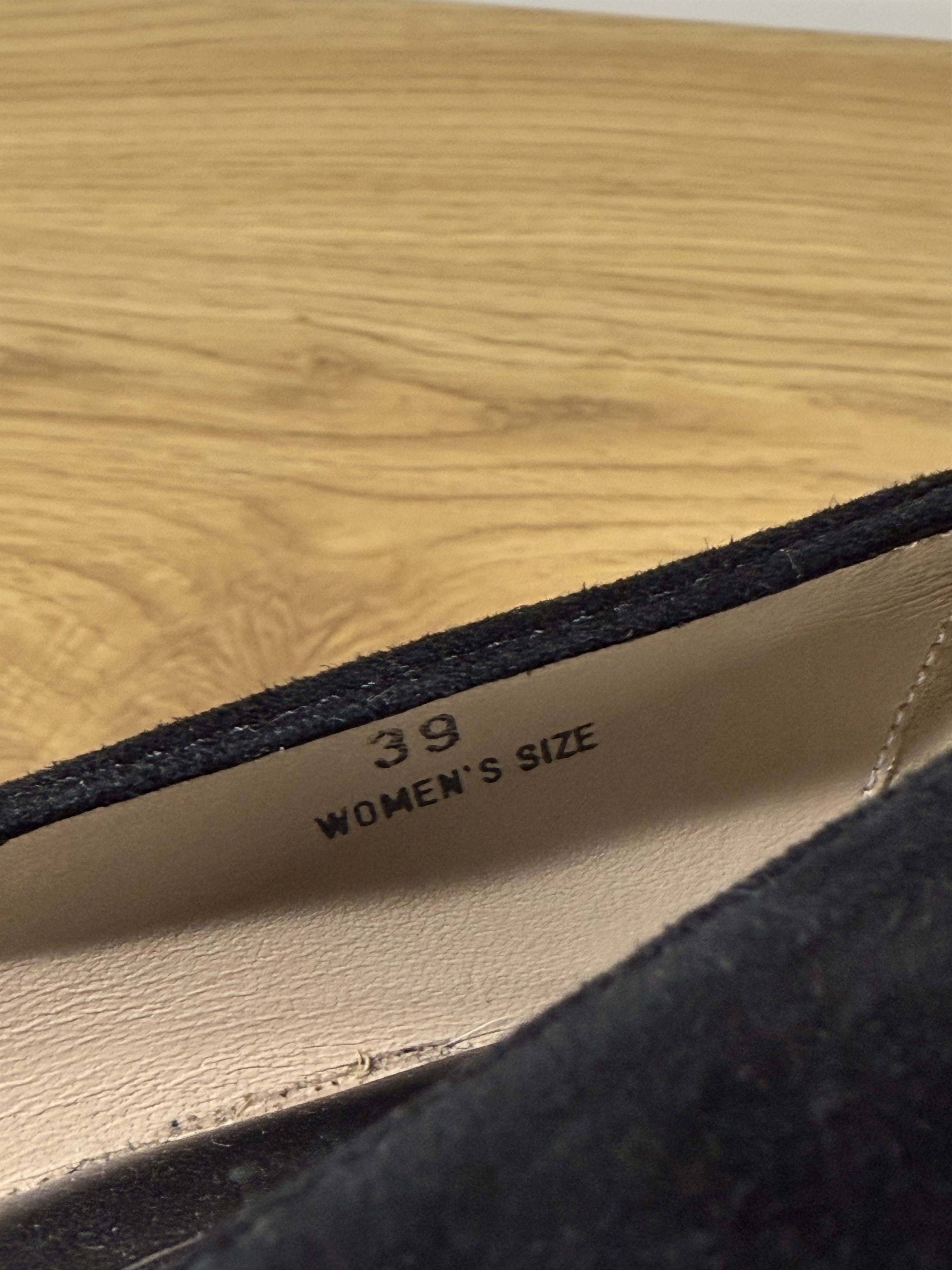 Tod's Tod's Black Suede Penny Loafer Pumps EU39 Size US 9 / IT 39 - 8 Thumbnail