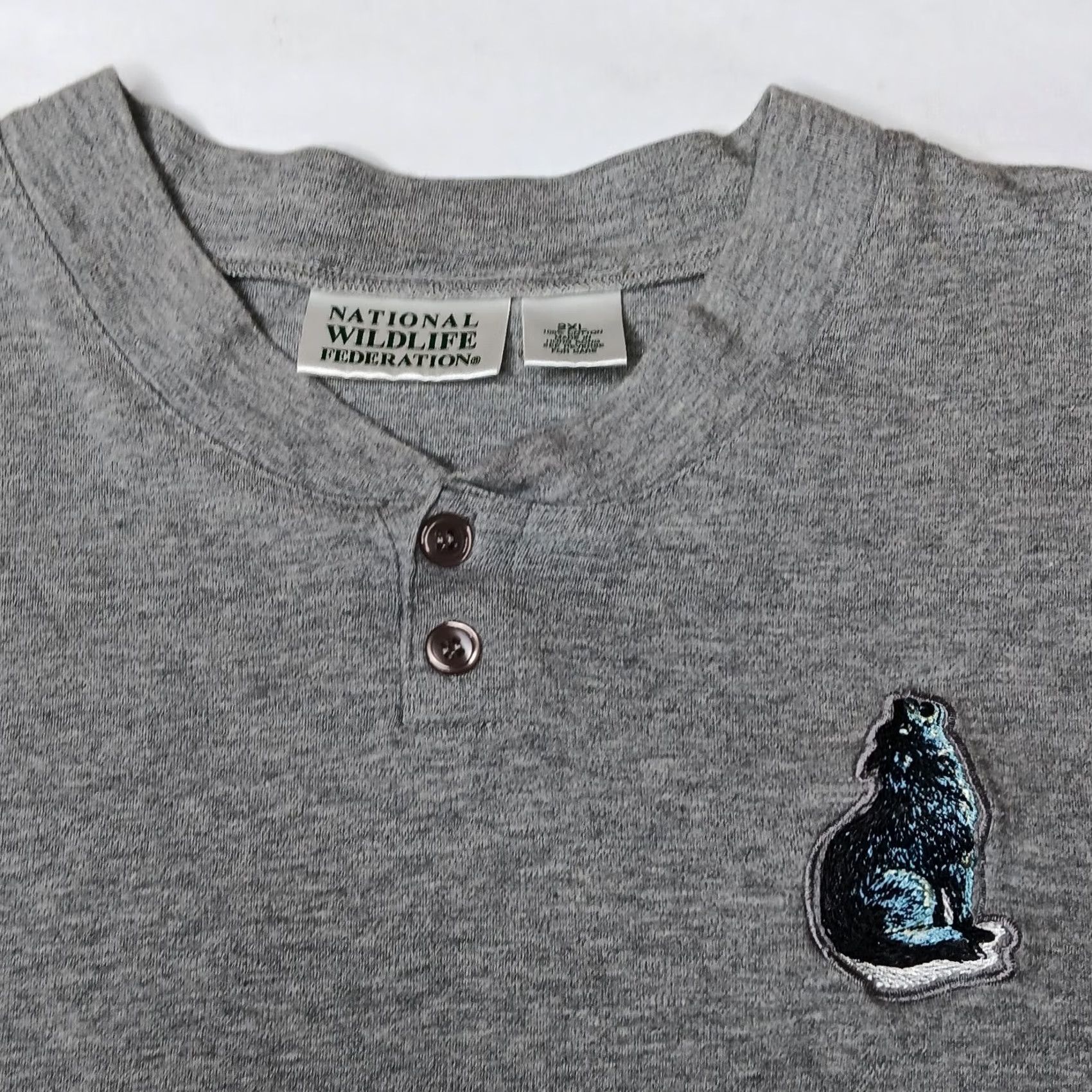 Vintage VINTAGE World Wildlife Federation Shirt Wolf 2XL Henley Gray Nature Animal Size XXL / US 16-18 / IT 52-54 - 2 Thumbnail