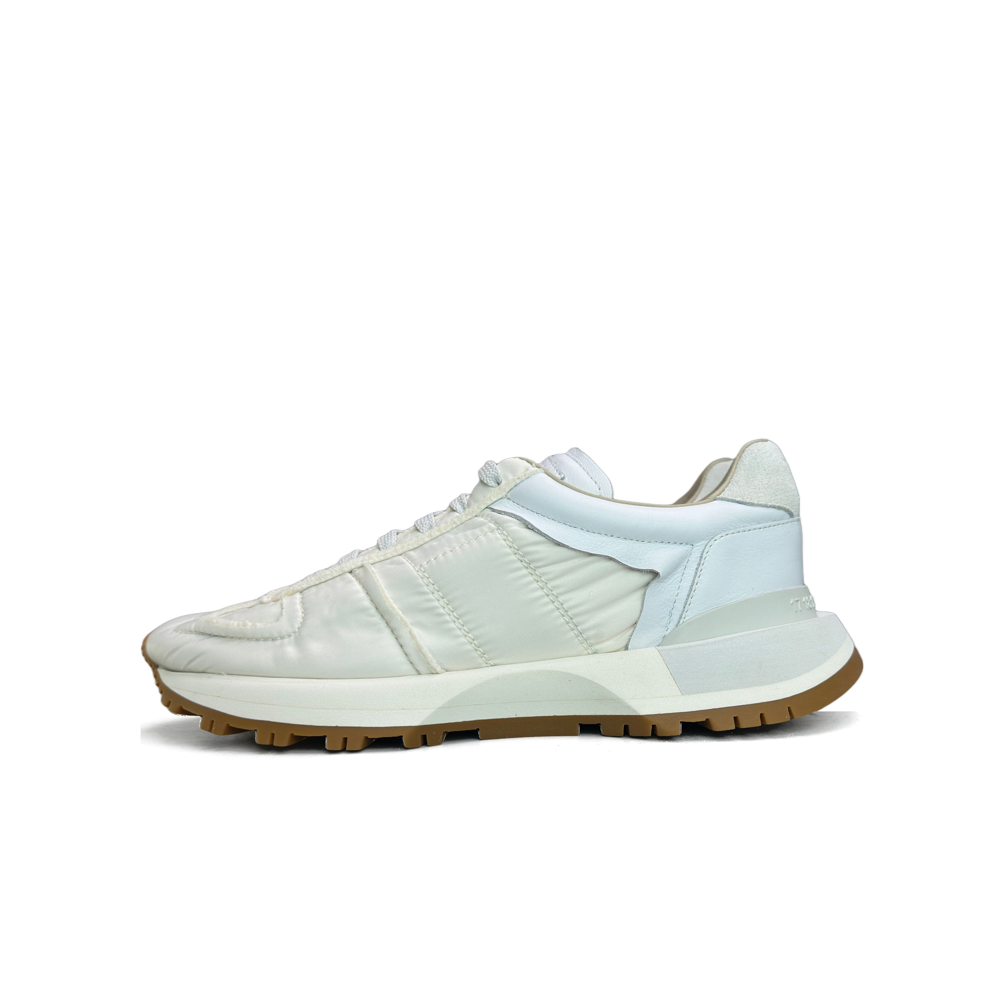 Maison Margiela Maison Margiela Low Top Sneakers Size 39 Size US 9 / IT 39 - 1 Thumbnail