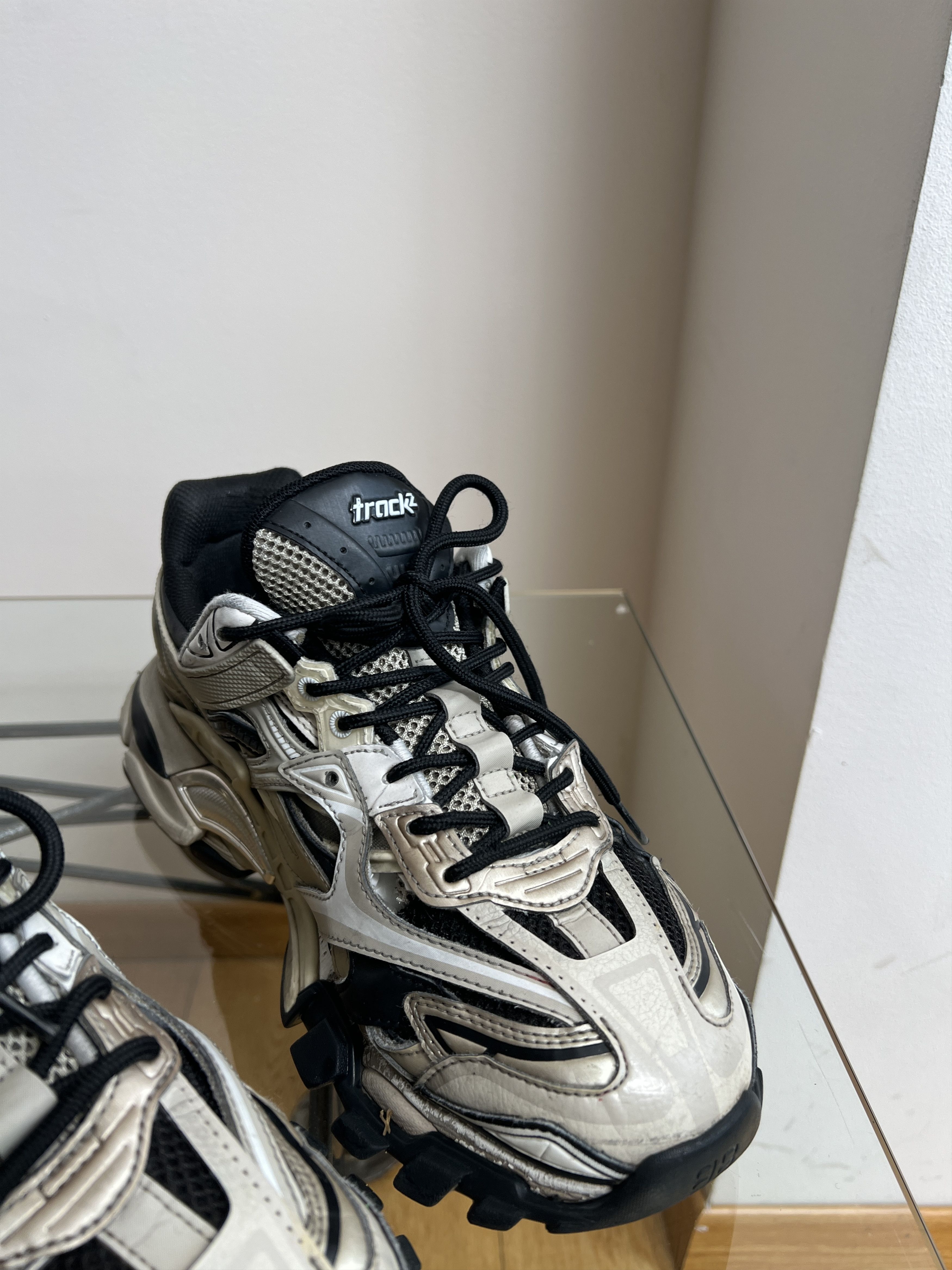 Balenciaga TRACK.2 BEIGE SZ EU 41 Size US 8 / EU 41 - 5 Thumbnail