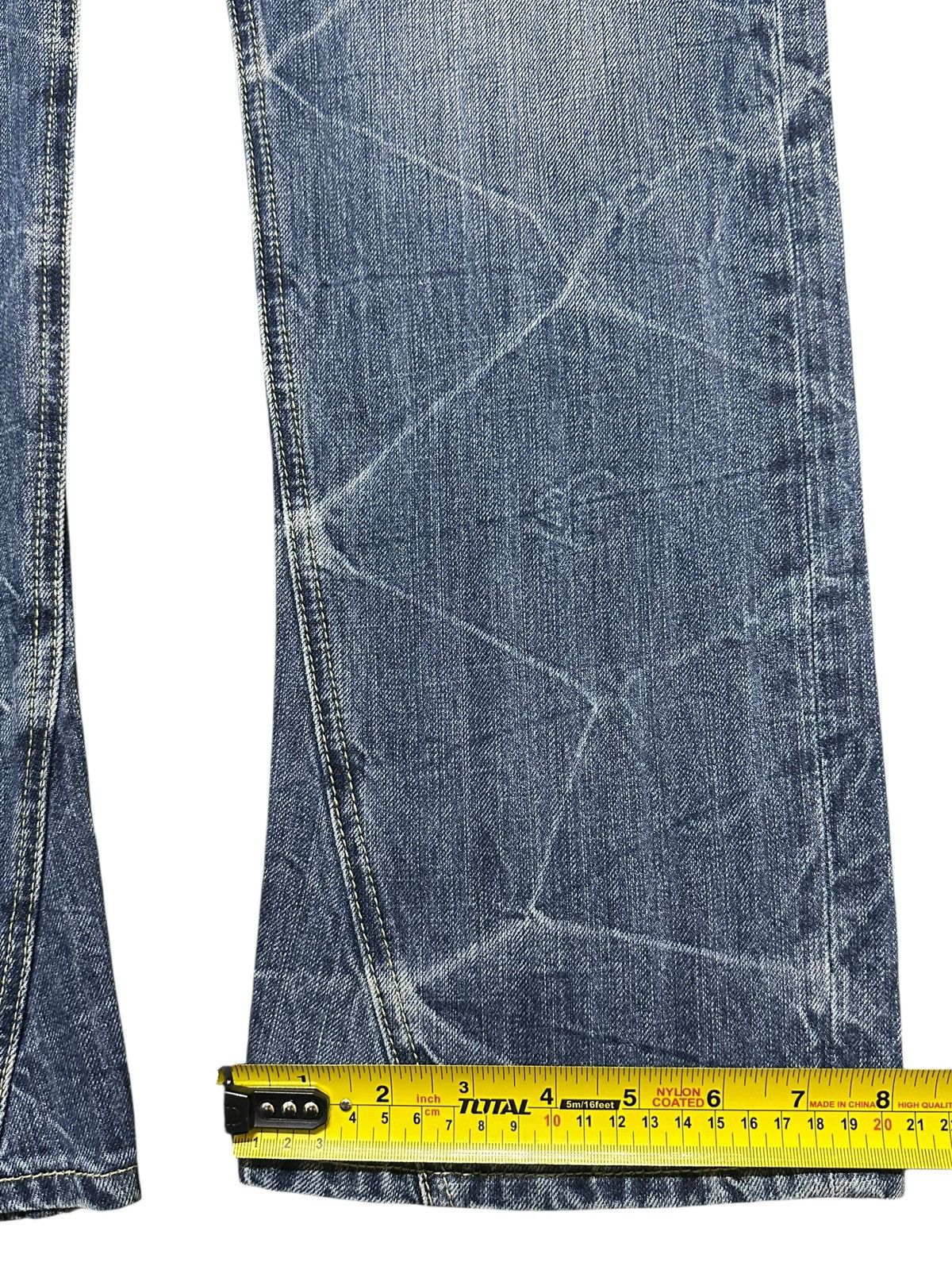 Japanese Brand Vintage Japanese Brand Blue Thunder Wash Style Loose Jeans Size US 34 / EU 50 - 16 Thumbnail