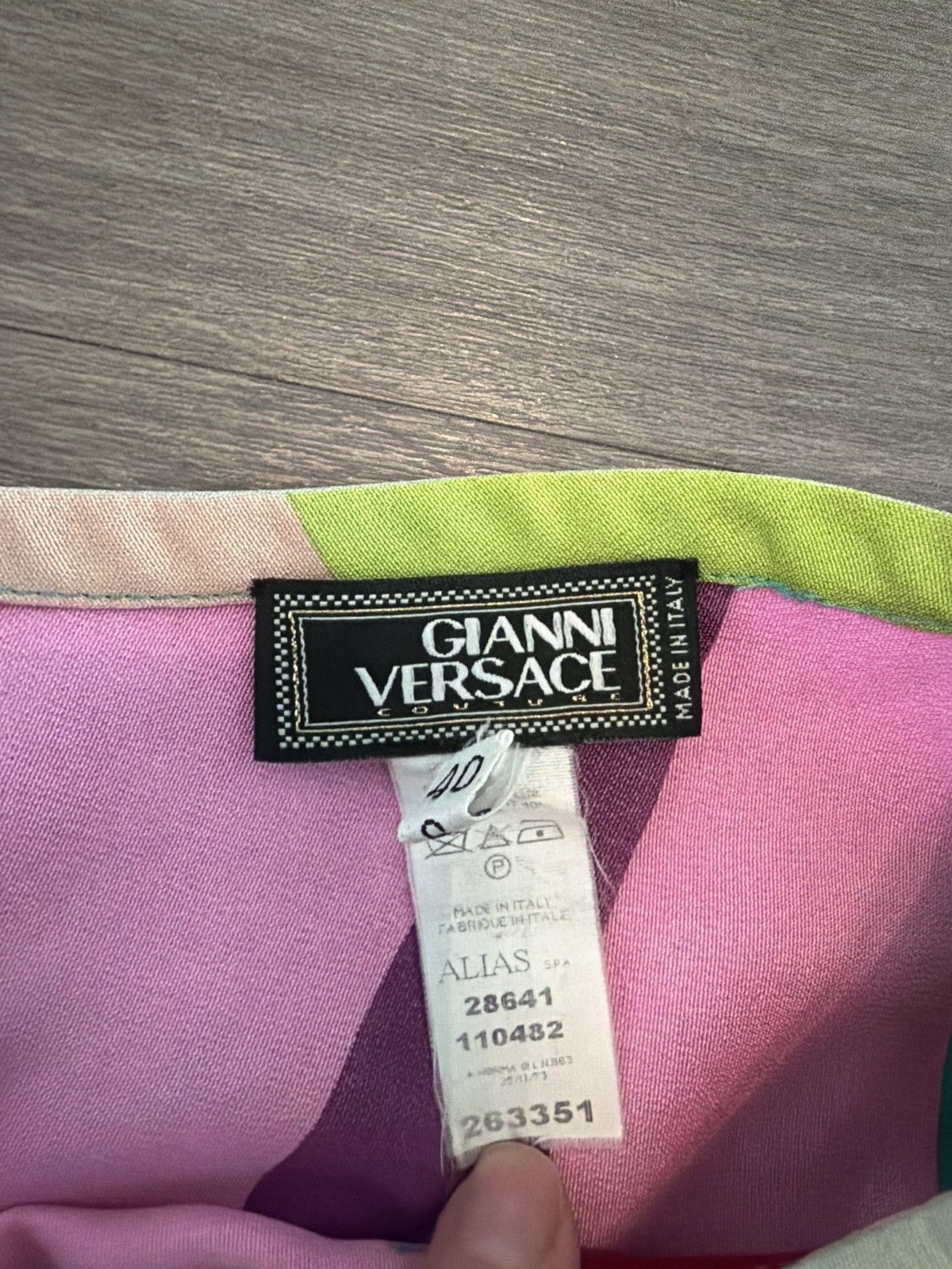 Versace Giani versace printed mini skirt Size 27" / US 4 / IT 40 - 2 Thumbnail