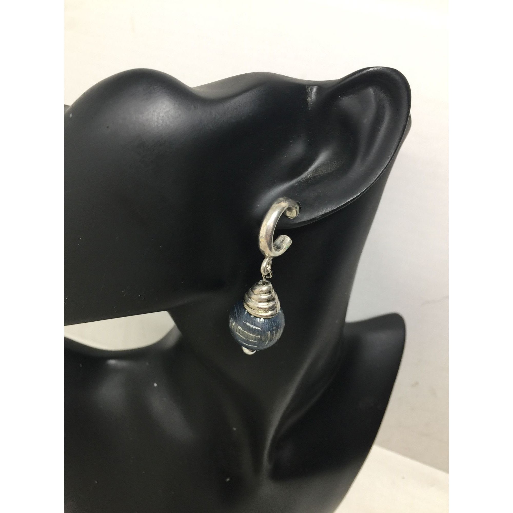 Other Women's Silver Tone Dangle Hoop Earrings Size ONE SIZE - 6 Thumbnail