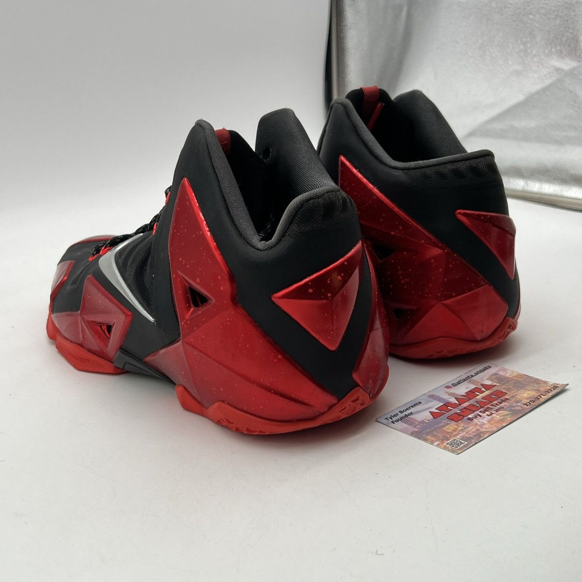 Nike Lebron 11 away Size US 11 / EU 44 - 4 Thumbnail