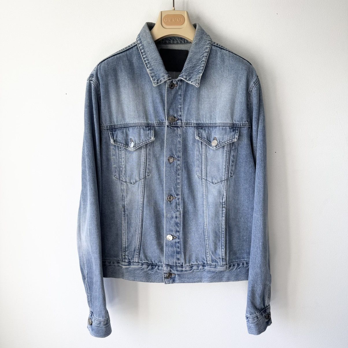 Gucci Gucci Tom Ford 2000’s Washed Distressed Denim Trucker Jacket Size US L / EU 52-54 / 3 - 1 Thumbnail