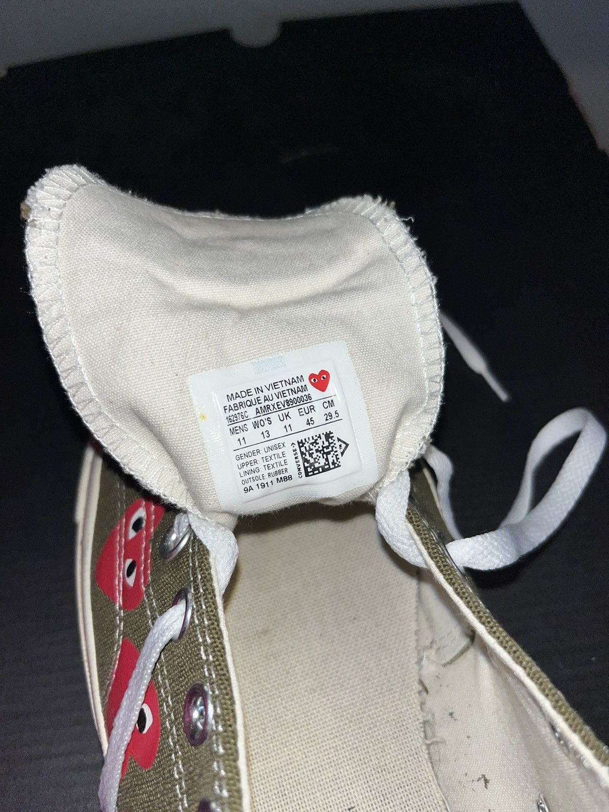 Comme des Garcons × Converse Converse X Comme De Garçons PLAY “Multi Heart” Men’s - KHAKI Size US 11 / EU 44 - 12 Thumbnail