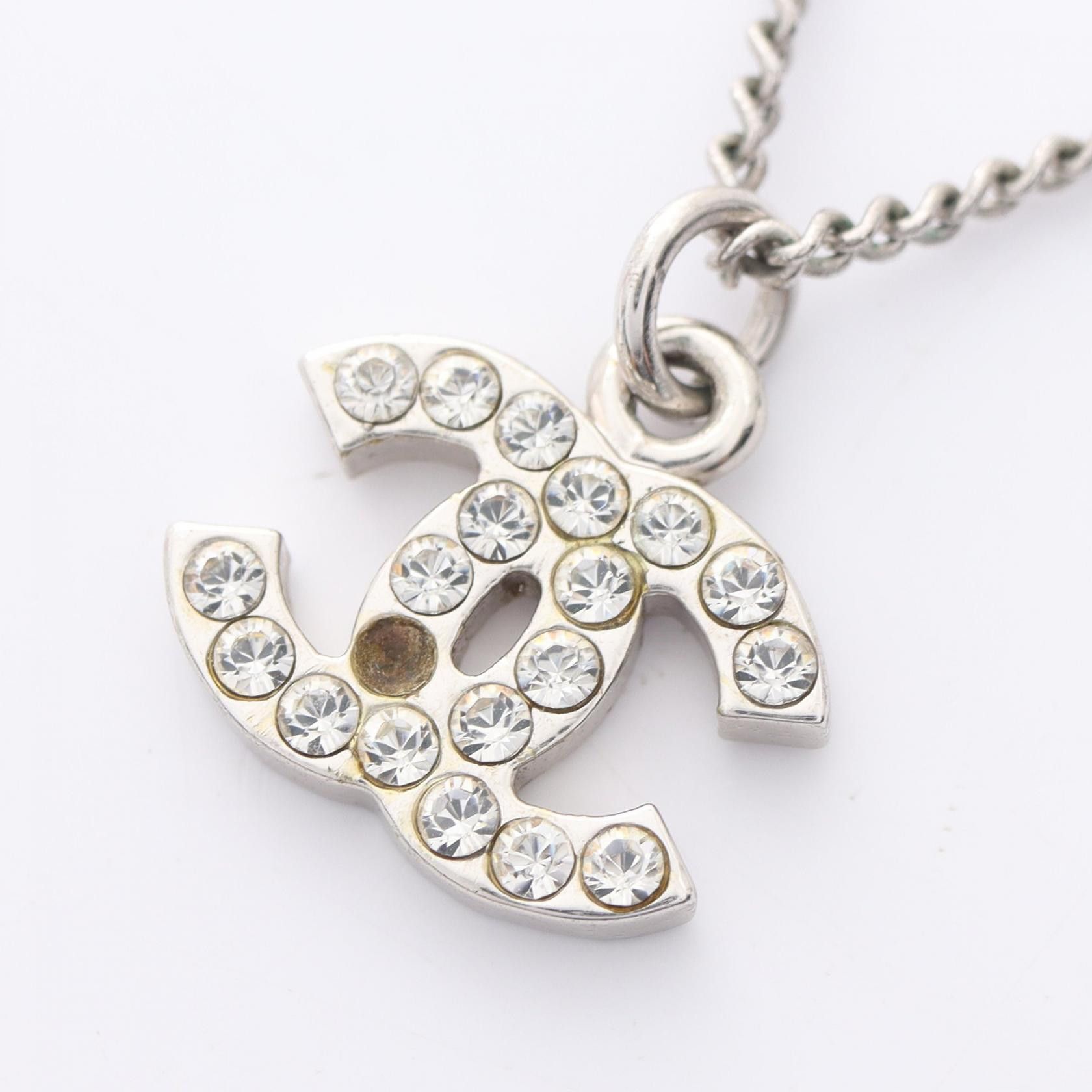 Chanel Chanel Chanel Coco Mark Necklace Necklace Metal Necklace Size ONE SIZE - 1 Thumbnail