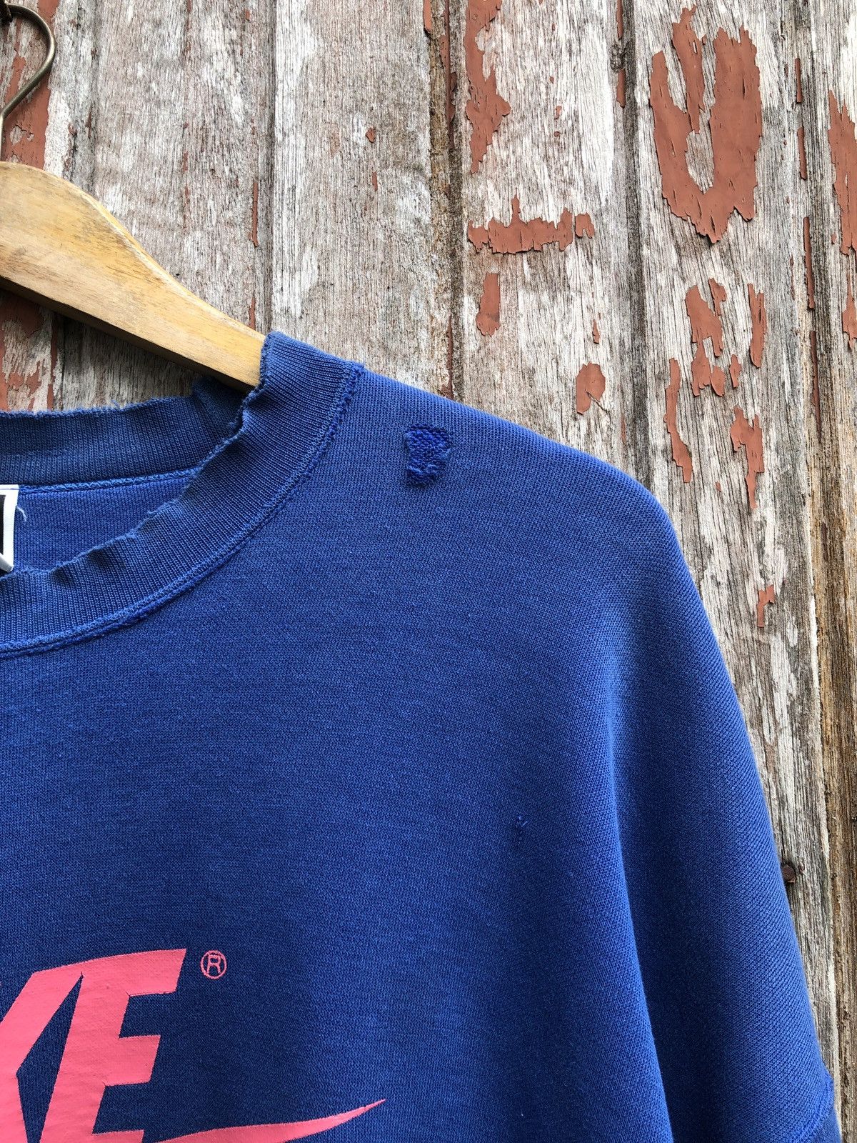 Nike × Vintage Nike Vintage Crewneck trashed Size US L / EU 52-54 / 3 - 9 Thumbnail