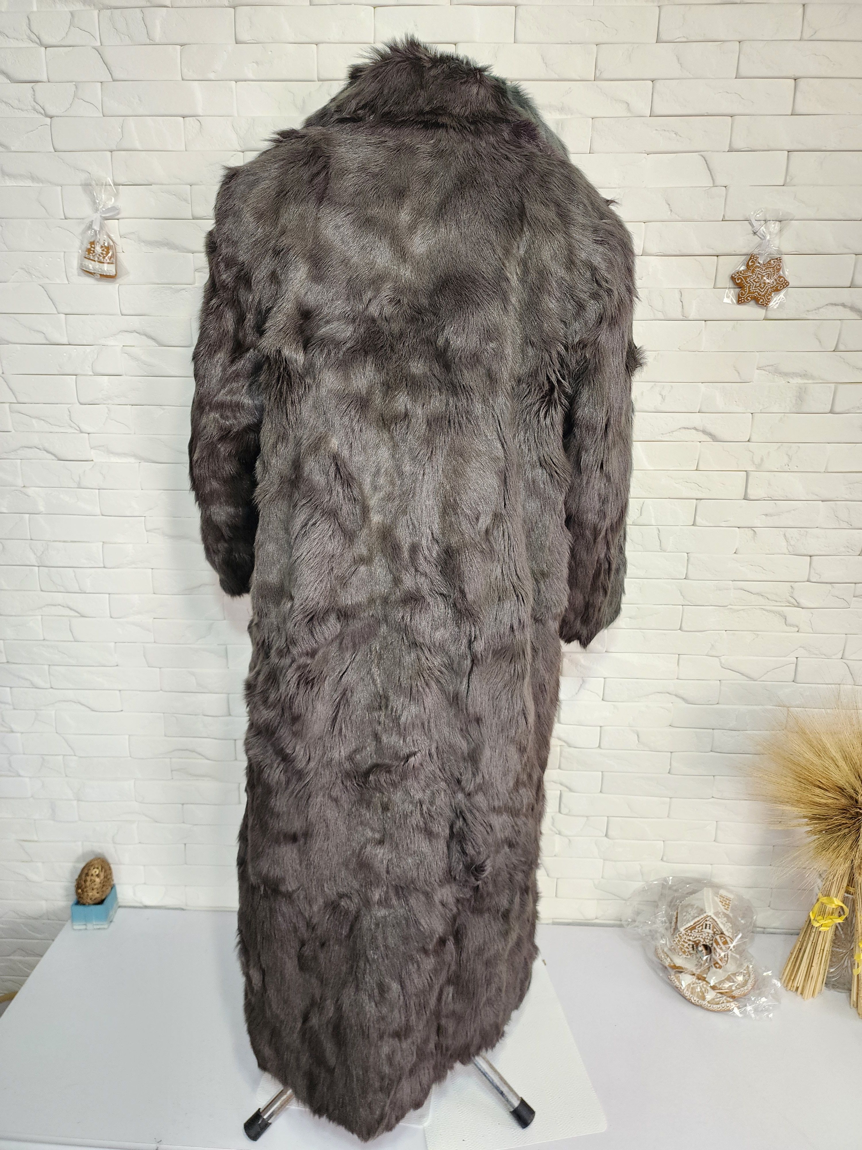 Furla Green Genuine Fur Coat: Women's Winter Coat Size XL / US 12-14 / IT 48-50 - 4 Thumbnail