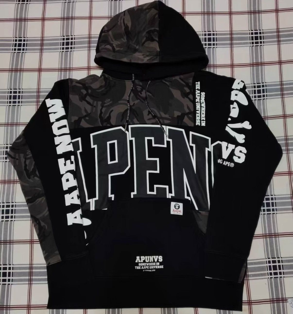 Bape BAPE OG Nigo era, gray patchwork fleece hoodie Size US XL / EU 56 / 4 - 1 Thumbnail