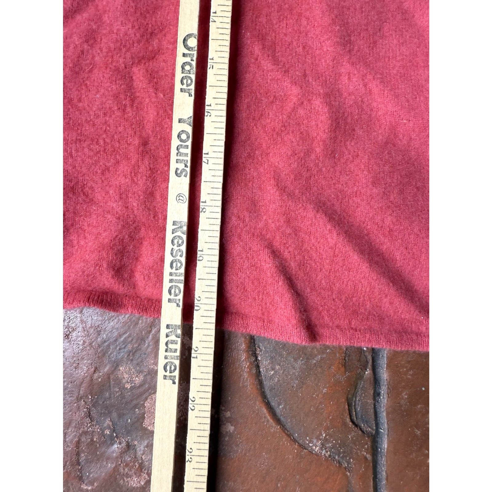Vintage VINTAGE Mark Fore & Strike 100% Cashmere Cropped Sweater Women XL Red Pullover V-Neck Long Sleeve Relaxed Fit 80s 90s Classic Mens Womens Size XL / US 12-14 / IT 48-50 - 8 Thumbnail