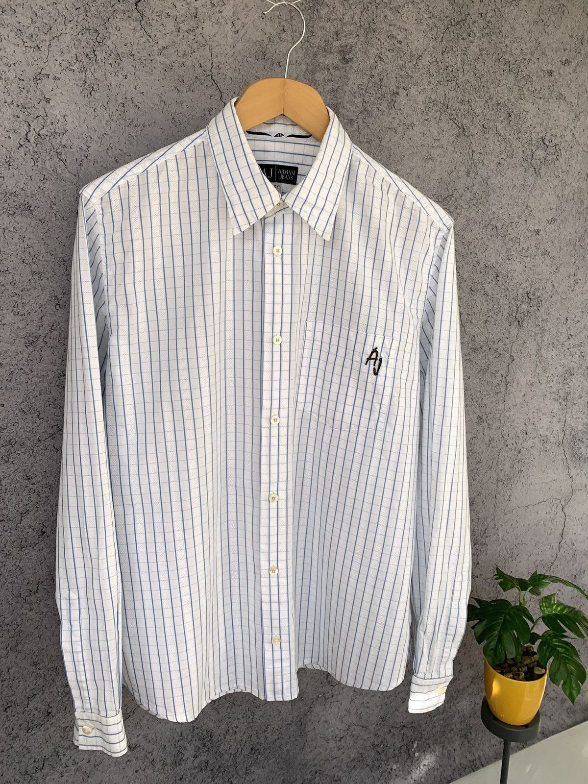Giorgio Armani Armani Jeans Vintage Long Sleeve Button Shirt Mens Size M-L Size US M / EU 48-50 / 2 - 1 Thumbnail