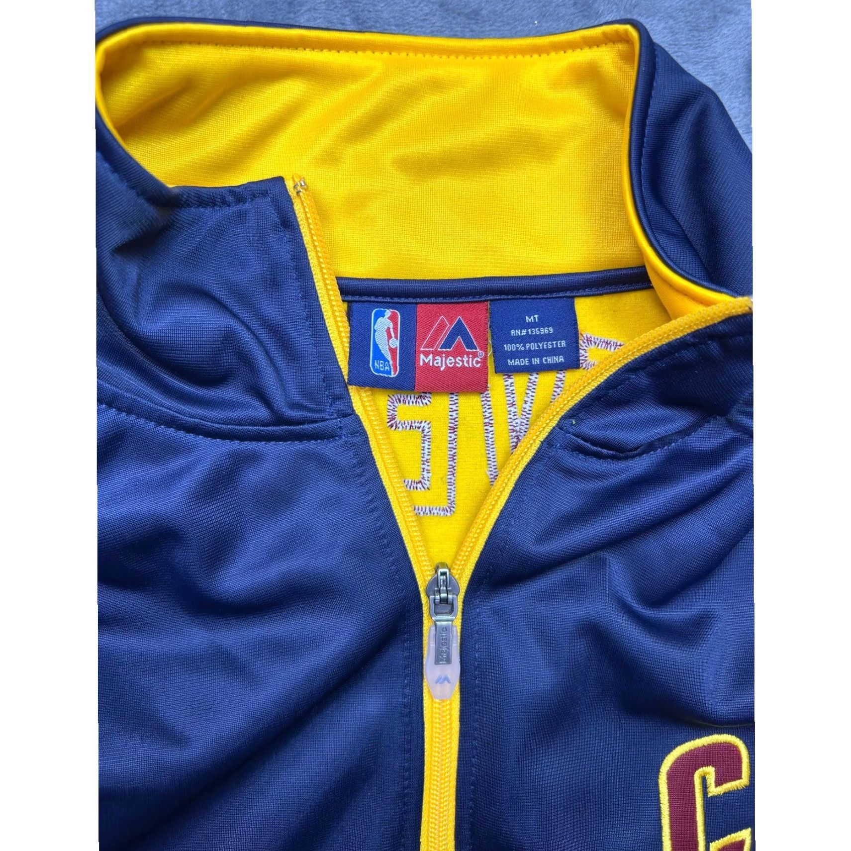 NBA Majestic NBA Cleveland Cavaliers Track Jacket Navy Gold Mens MT Tall Cavs Size US M / EU 48-50 / 2 - 4 Thumbnail