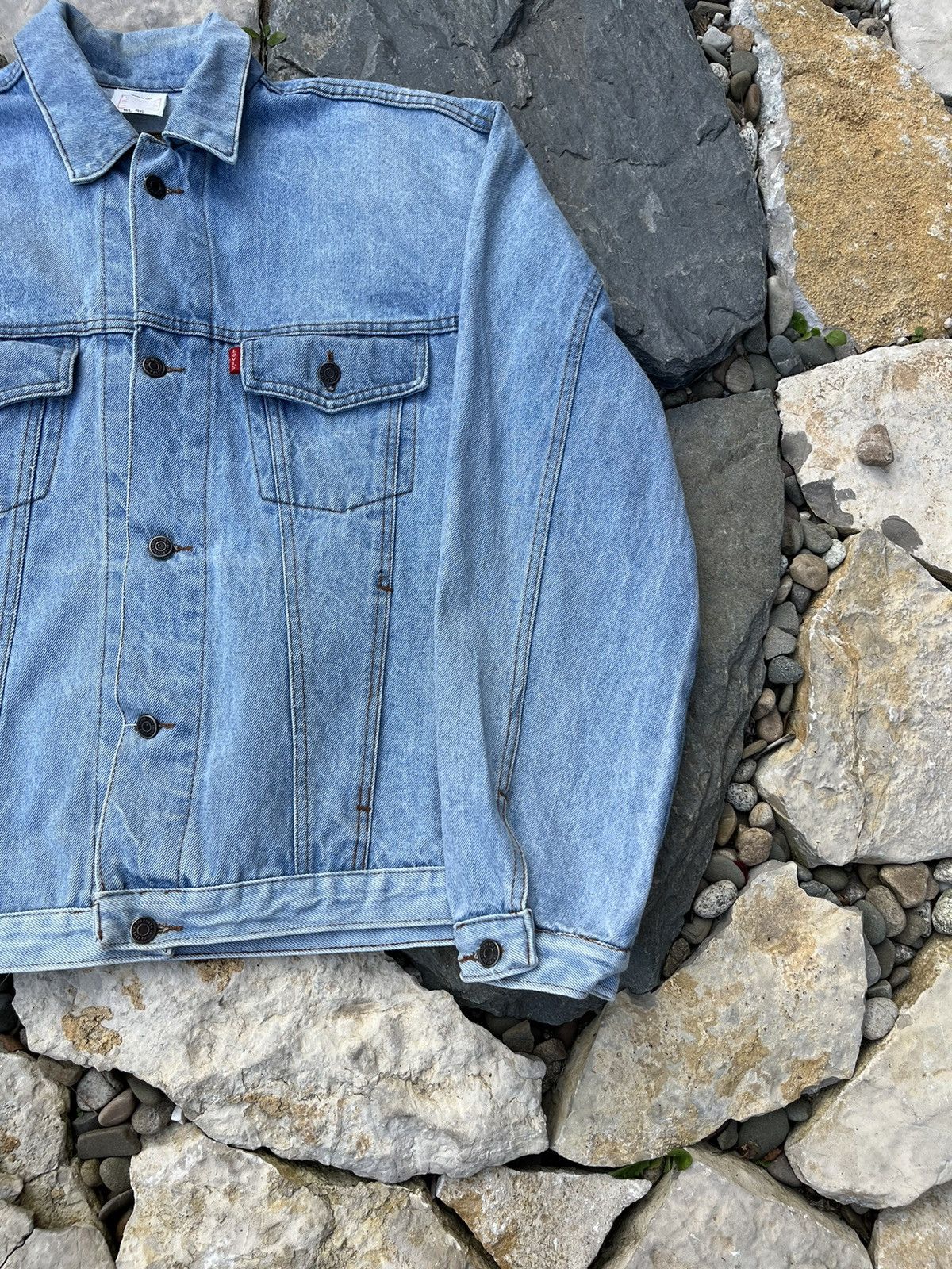 Levi's × Levi's Vintage Clothing × Vintage Vintage 80s Levi’s denim distressed trucker jacket washed Size US XL / EU 56 / 4 - 6 Thumbnail