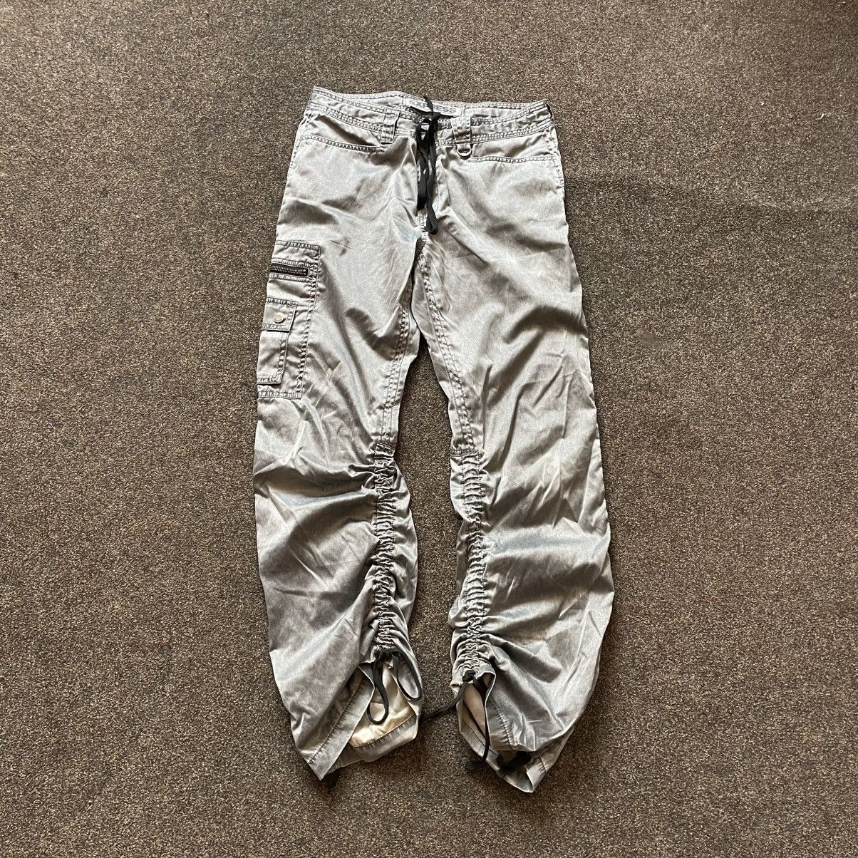 Vintage Vintage Y2K Baggy Cargo Pants Distressed Streetwear Logo 33 Size 33" - 1 Thumbnail