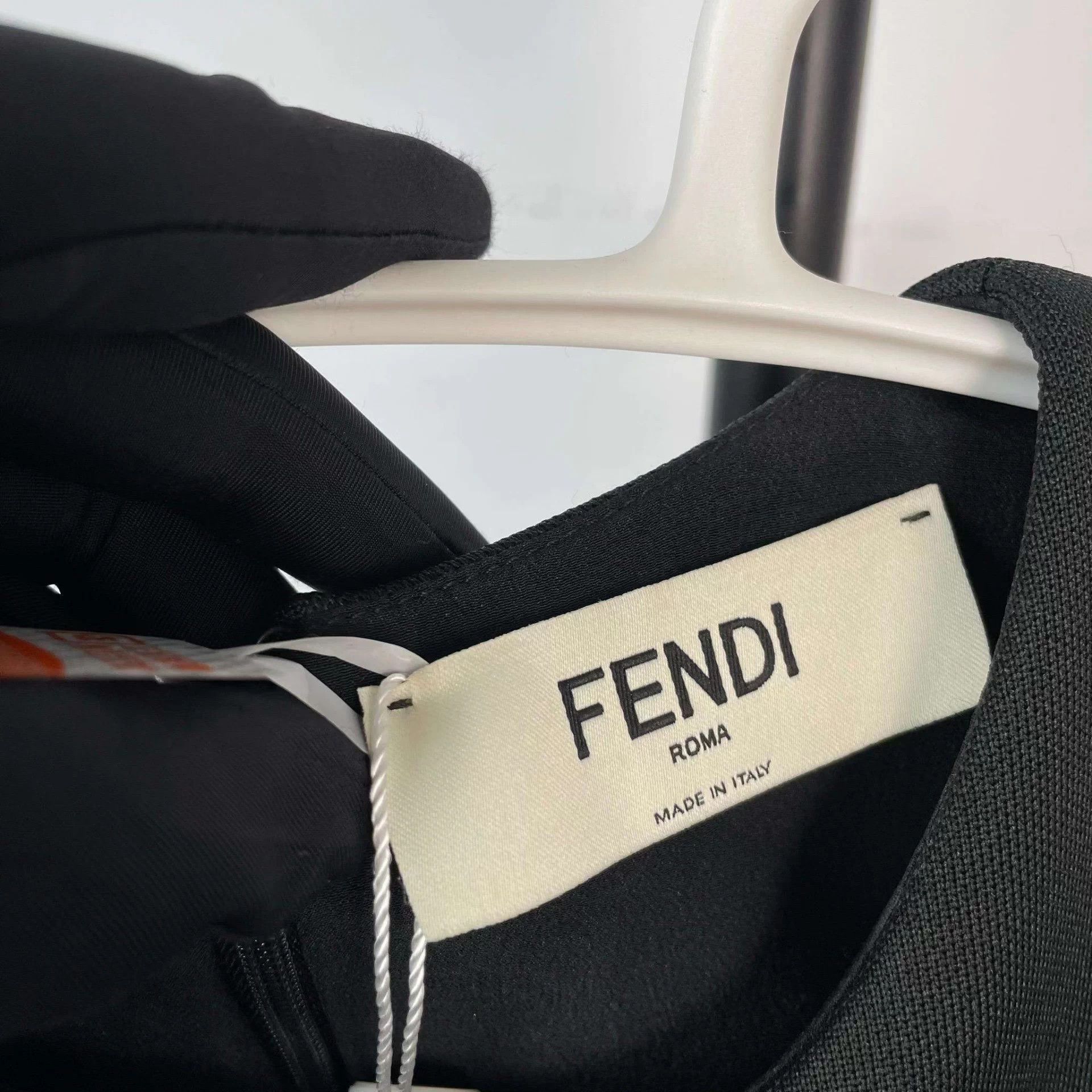 Fendi Fendi Sleeveless Slit Fitted Black Dress 36 Size XS / US 0-2 / IT 36-38 - 4 Thumbnail