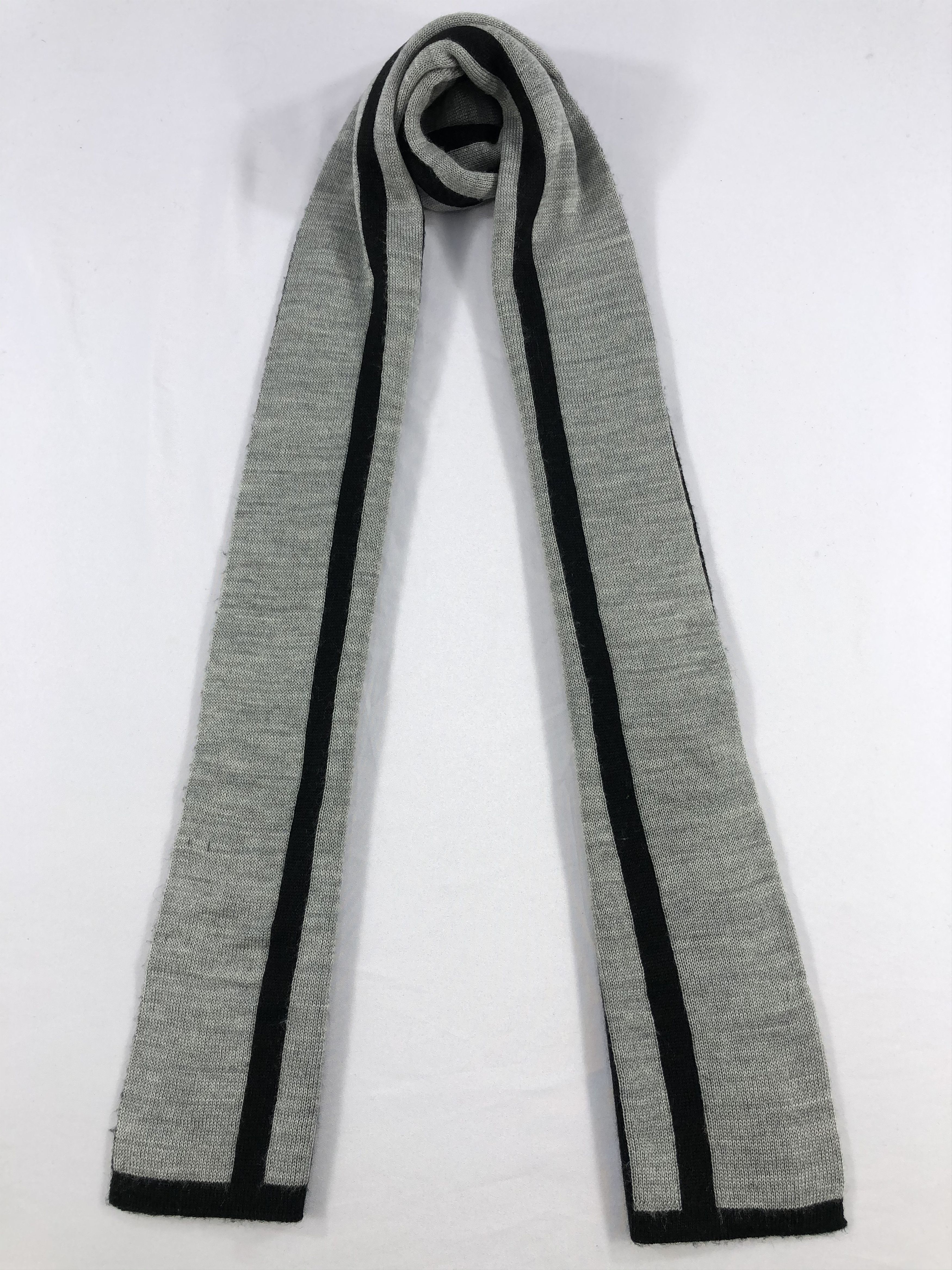 Dsquared2 Vintage Dsquared2 Scarf/Muffler/Neckwear MF1788 Size ONE SIZE - 1 Thumbnail